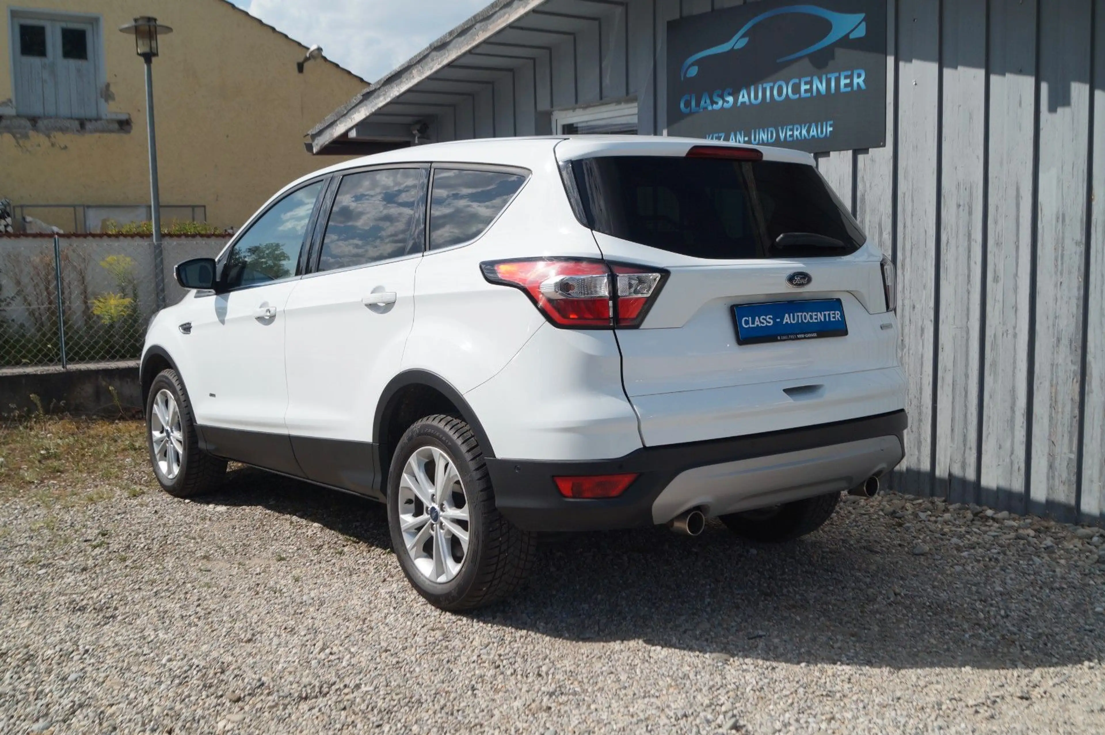 Ford Kuga Titanium 4WD|ACC|Autom.|Pano|AHK| — photo 6