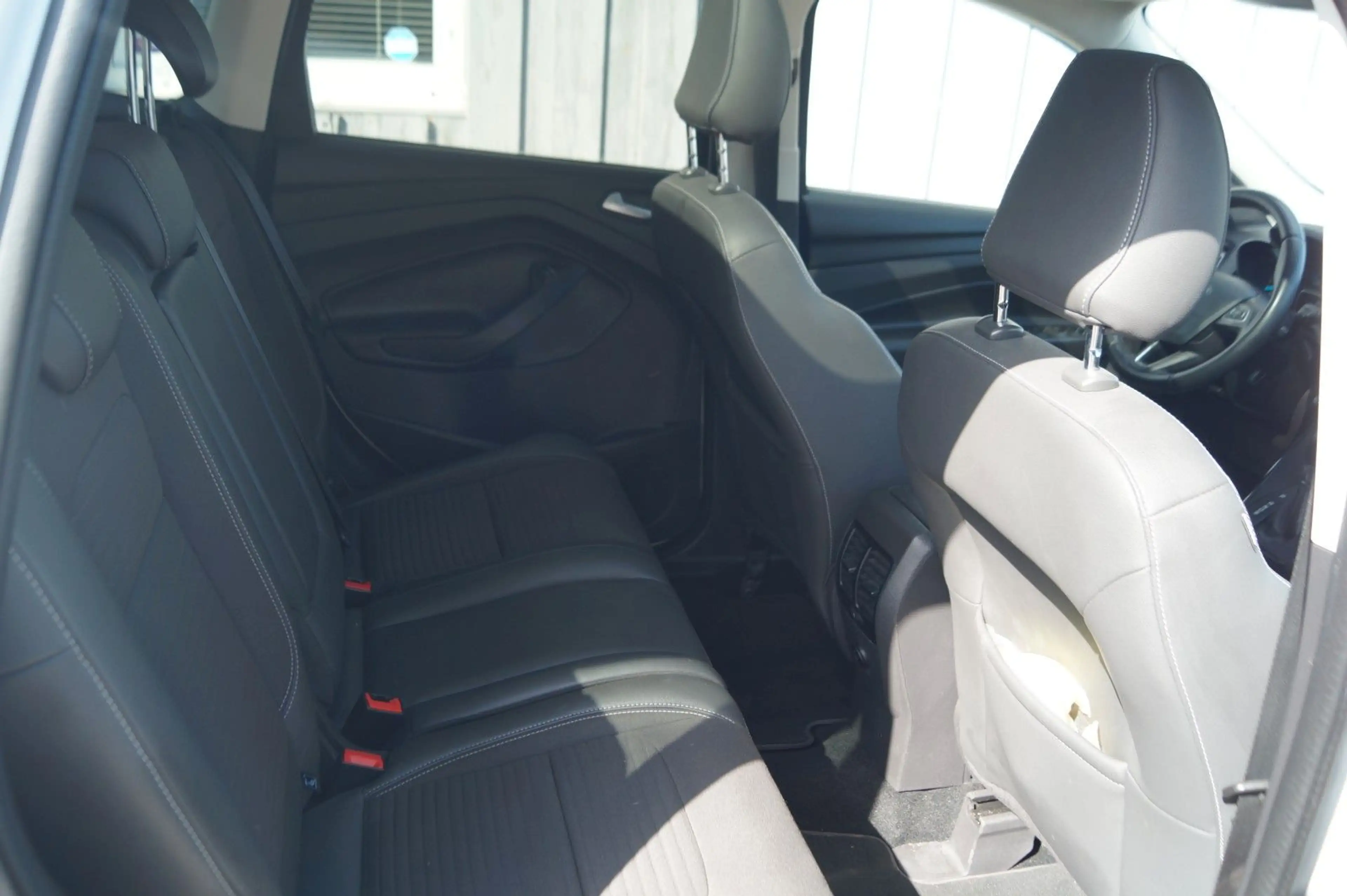 Ford Kuga Titanium 4WD|ACC|Autom.|Pano|AHK| — photo 13