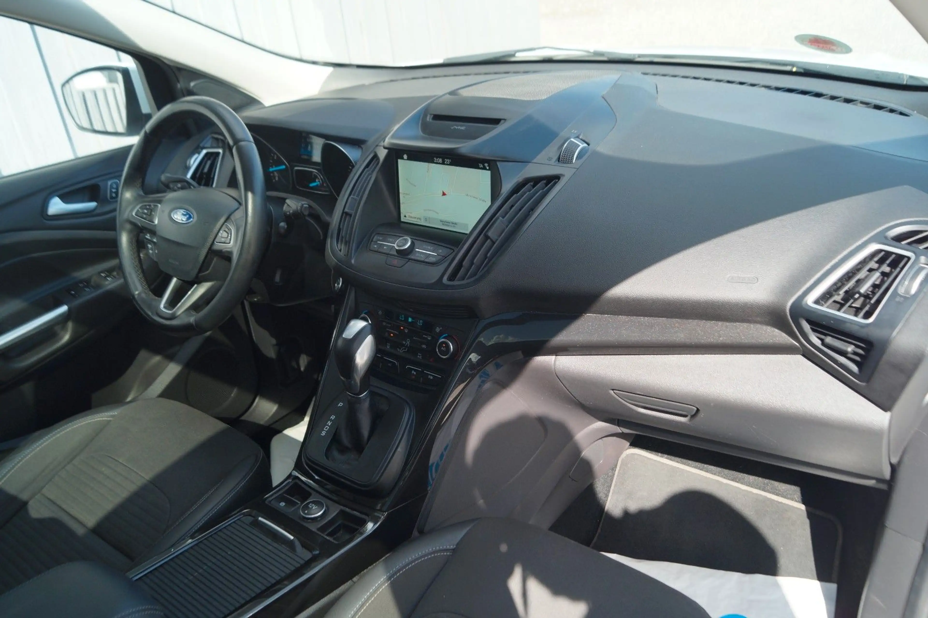 Ford Kuga Titanium 4WD|ACC|Autom.|Pano|AHK| — photo 11