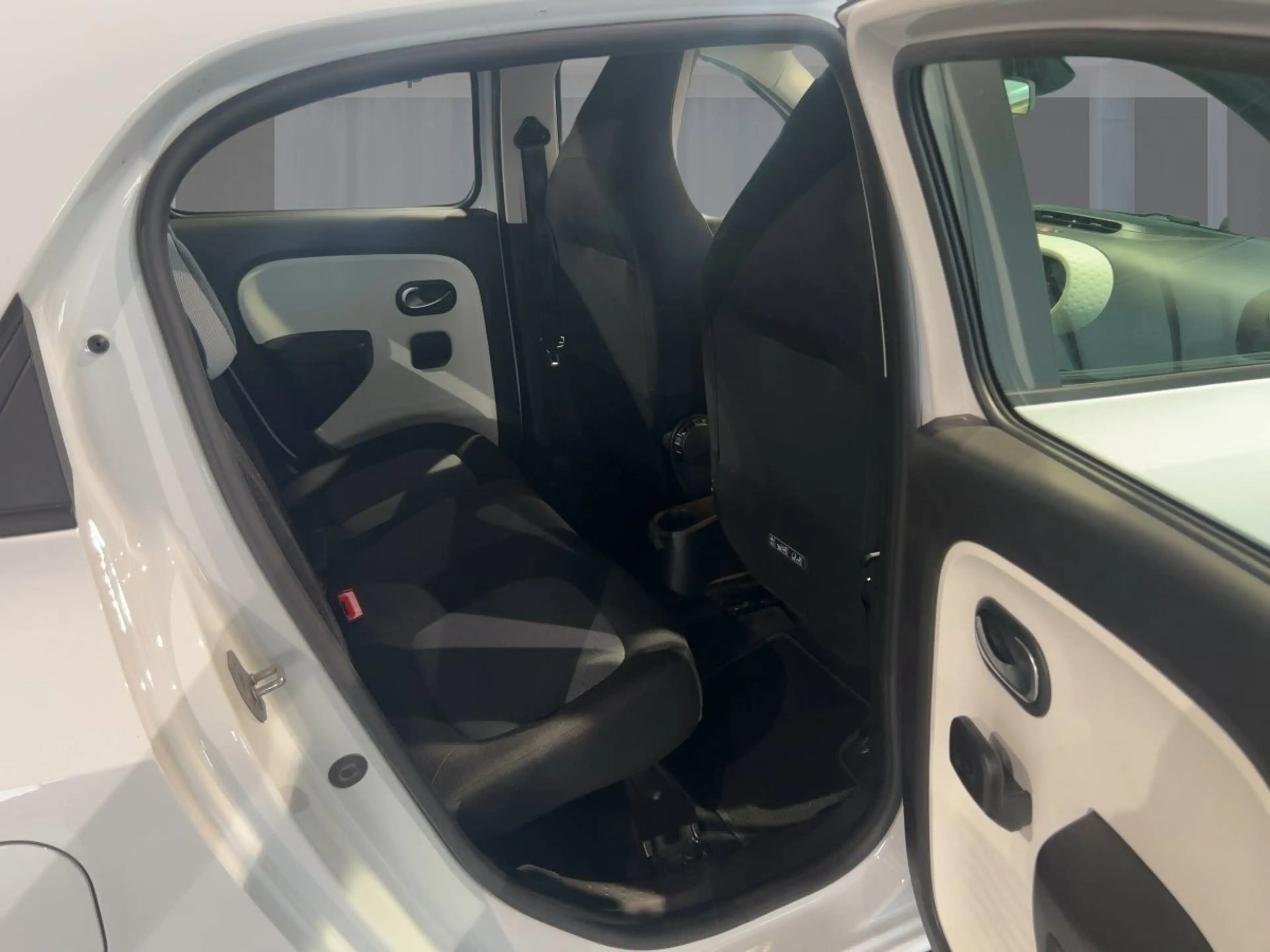 Renault Twingo E-TECH 100% el. EQUILIBRE — photo 9