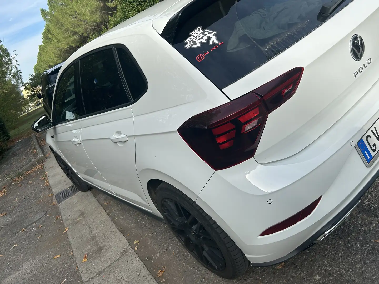 Volkswagen Polo Plus r-line - 1