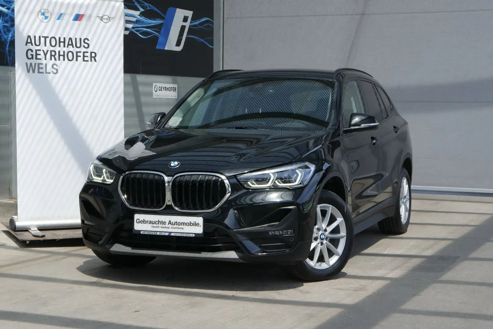 BMW X1 X1 xDrive18d Schwarz - 2