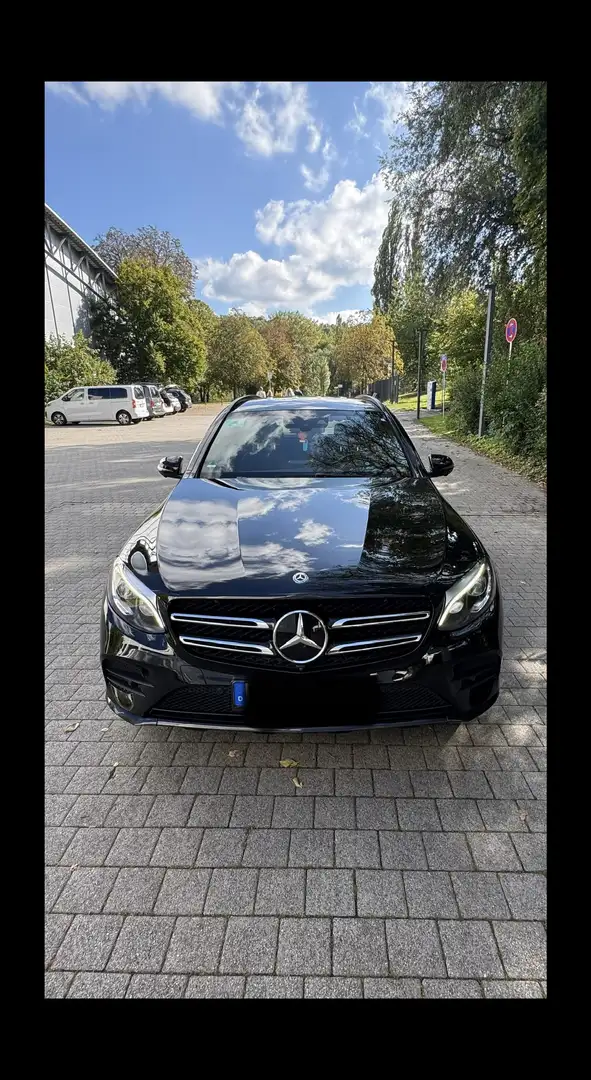 Mercedes-Benz GLC 350 d 4Matic 9G AMG Line+ZH+ LED+ANG+3zon klm Schwarz - 1
