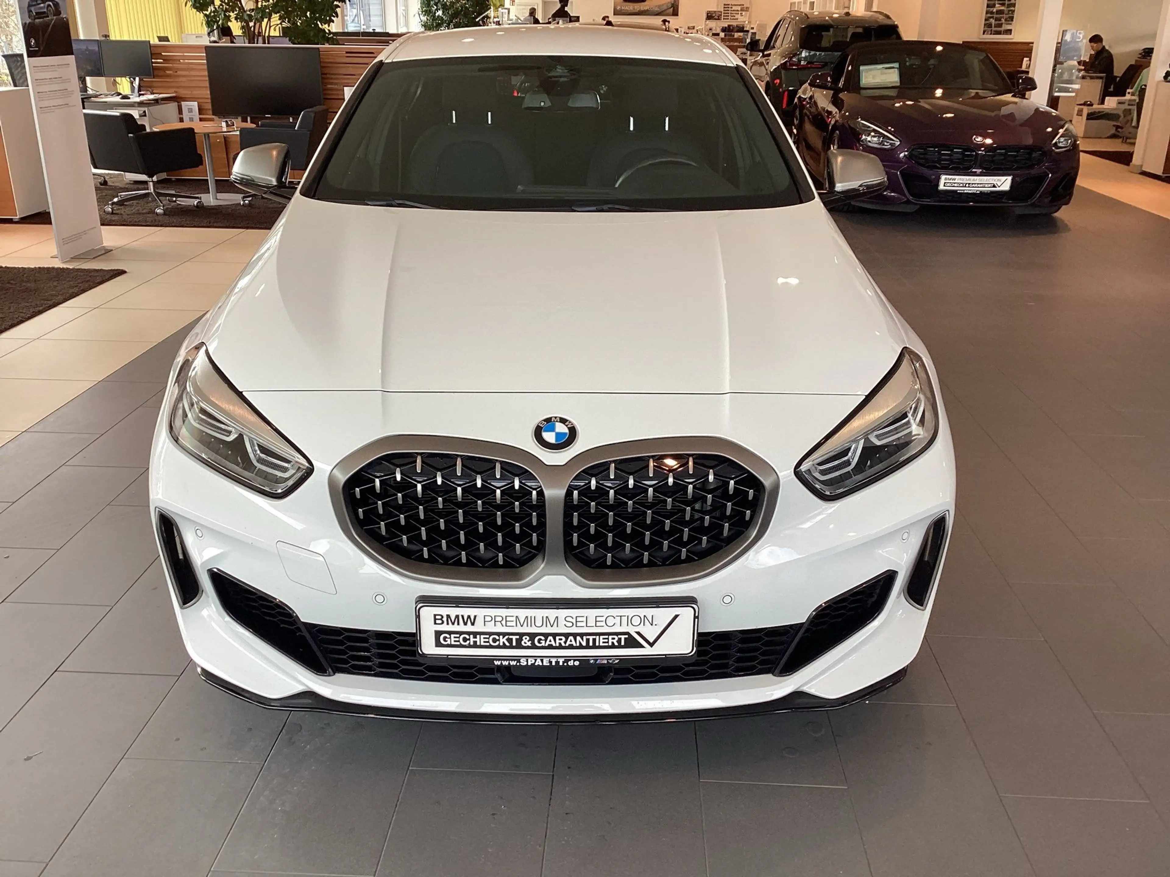 BMW 135 M135i xDrive Hatch — photo 4