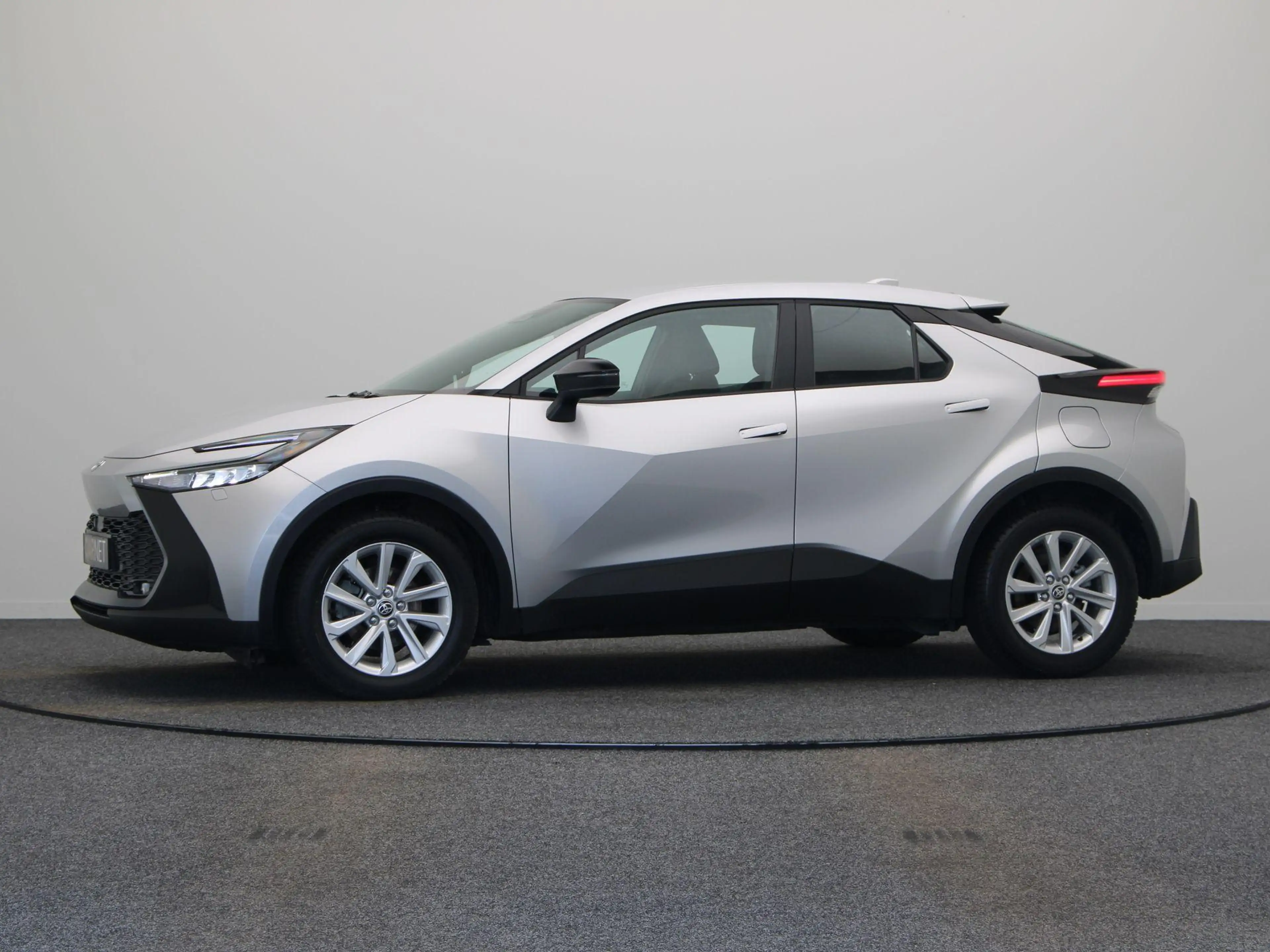 Toyota C-HR 1.8 Hybrid 140 Active | Stoel- en stuurwielverwarm — photo 11