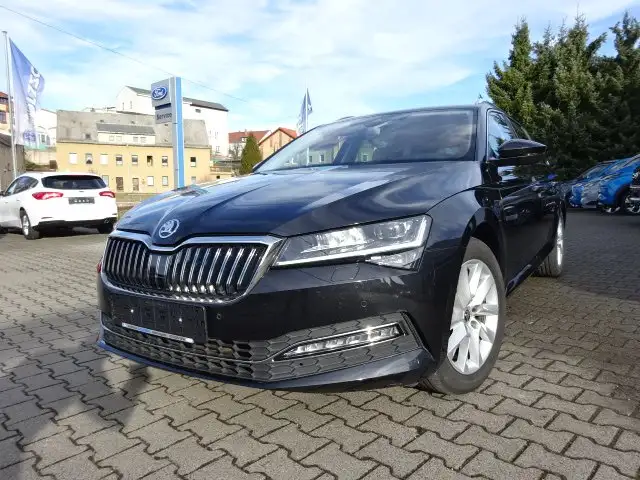 Skoda Superb 2.0TDi DSG Style *Business-Paket Columbus*AHK*