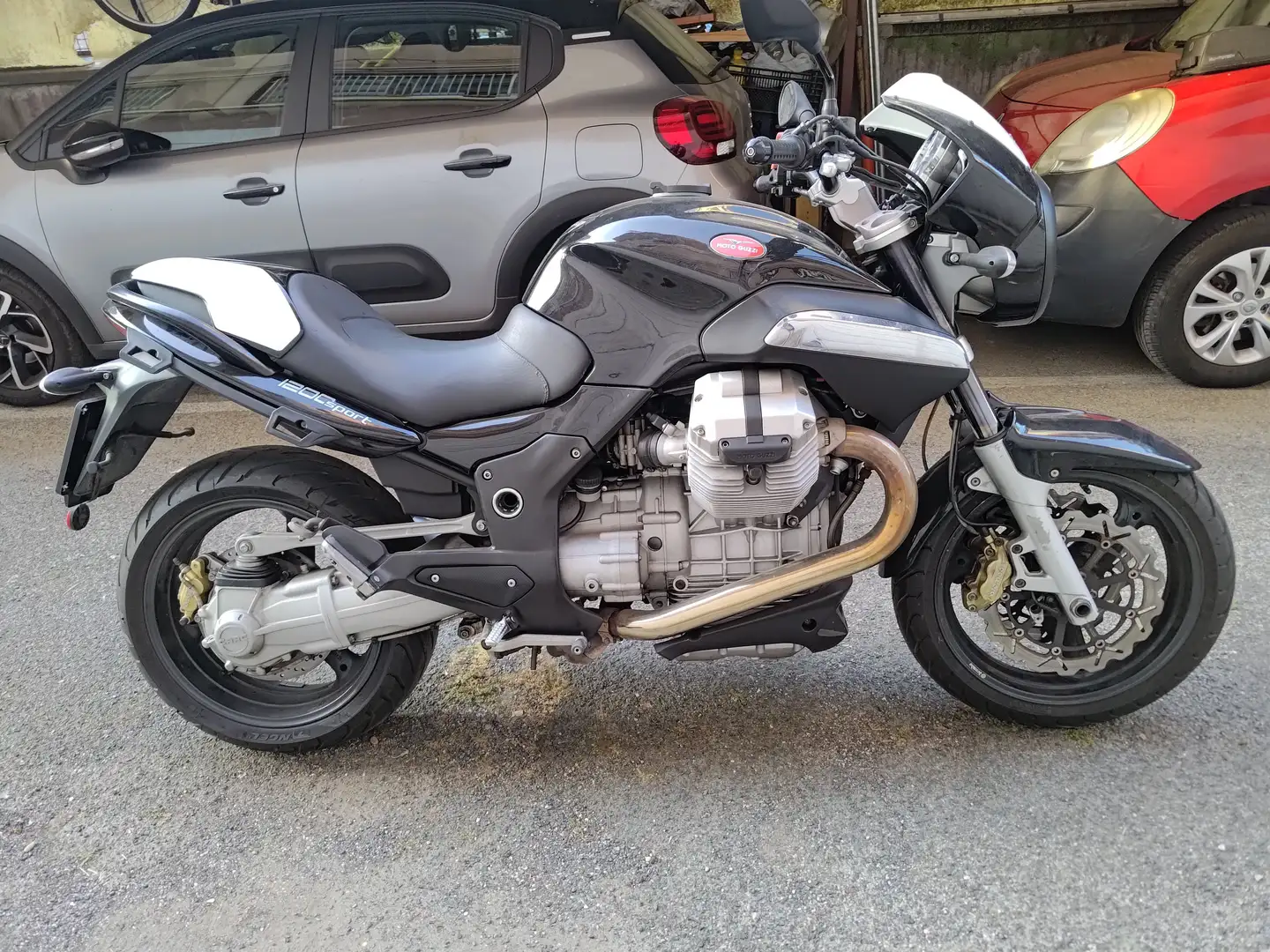 Moto Guzzi 1200 Sport Nero - 1
