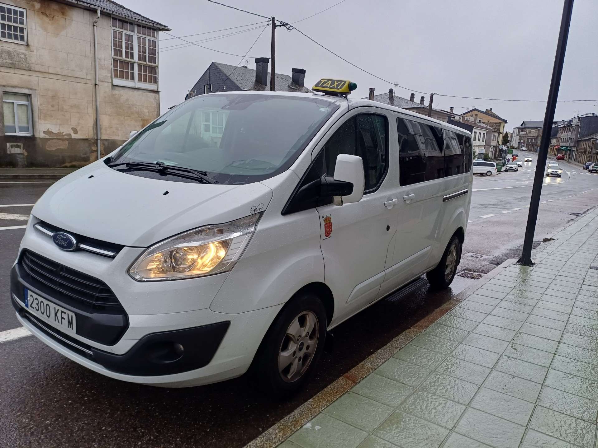 Ford Tourneo Custom Grand 2.0TDCI Titanium 130 - foto 1