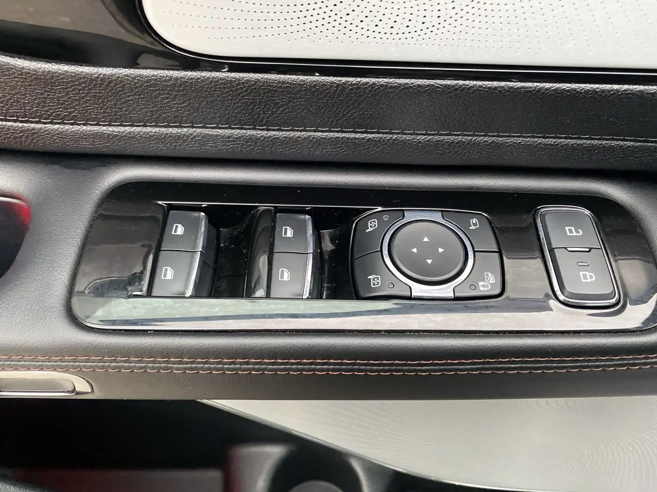 Lincoln Aviator photo Lincoln Aviator