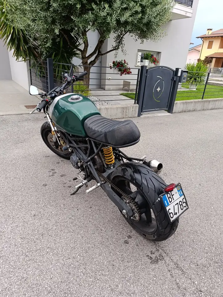 Ducati Monster 900