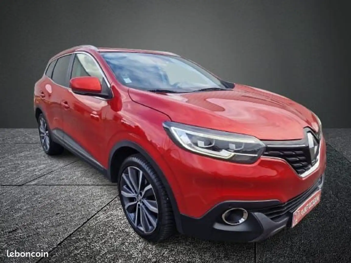 Renault Kadjar 1.5 DCI 110 Intens Automatique Rouge - 2