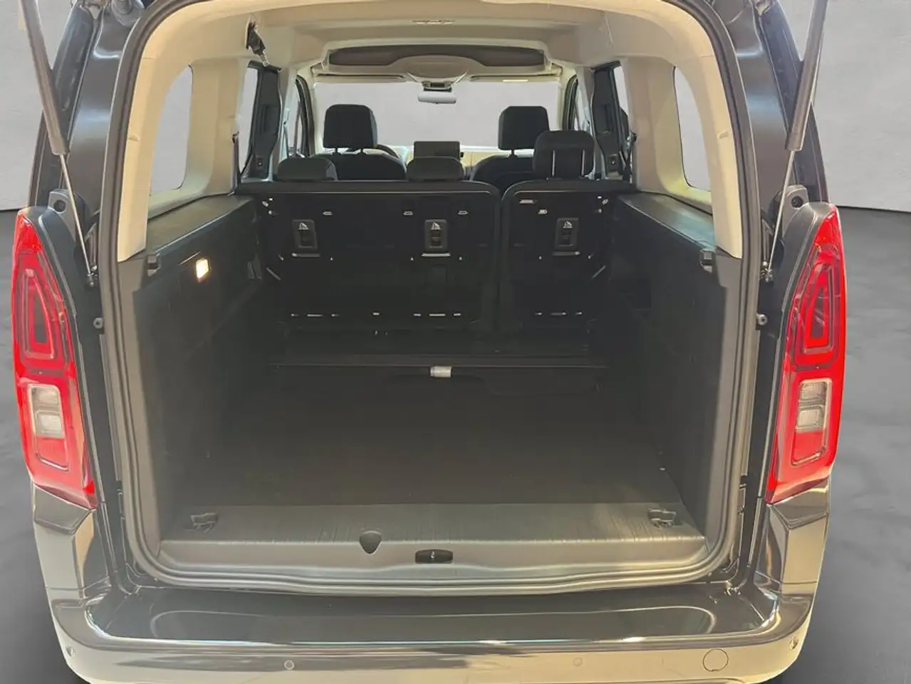 Toyota Proace City Proace City Verso 1.5 D-4D L2 Teamplayer 96 kW, 5- 15