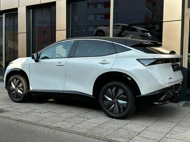 Nissan Ariya view 5