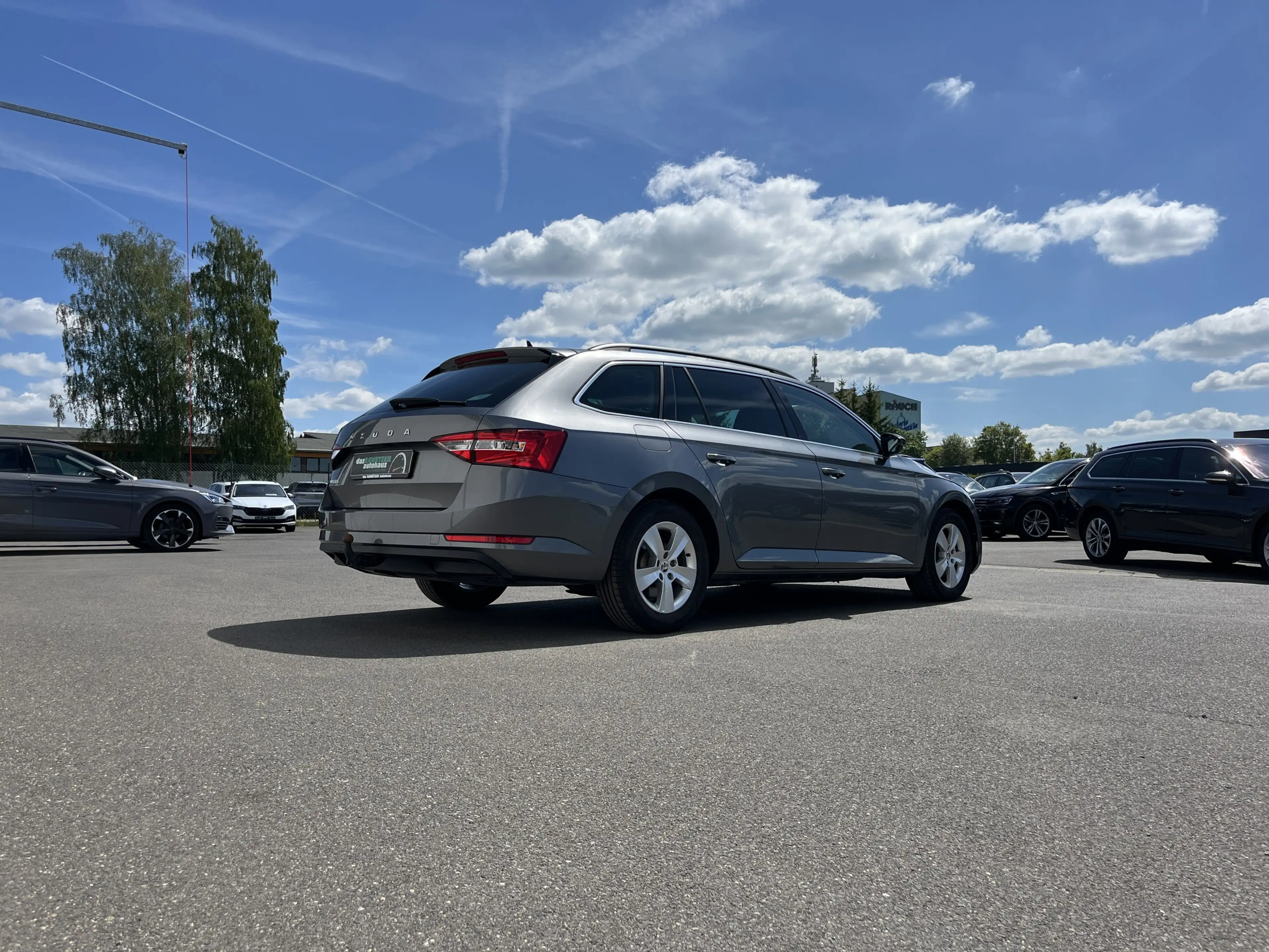 Skoda Superb Combi 2.0 TDI DSG Ambition 125€ m.20% Anz. STHZ — photo 5
