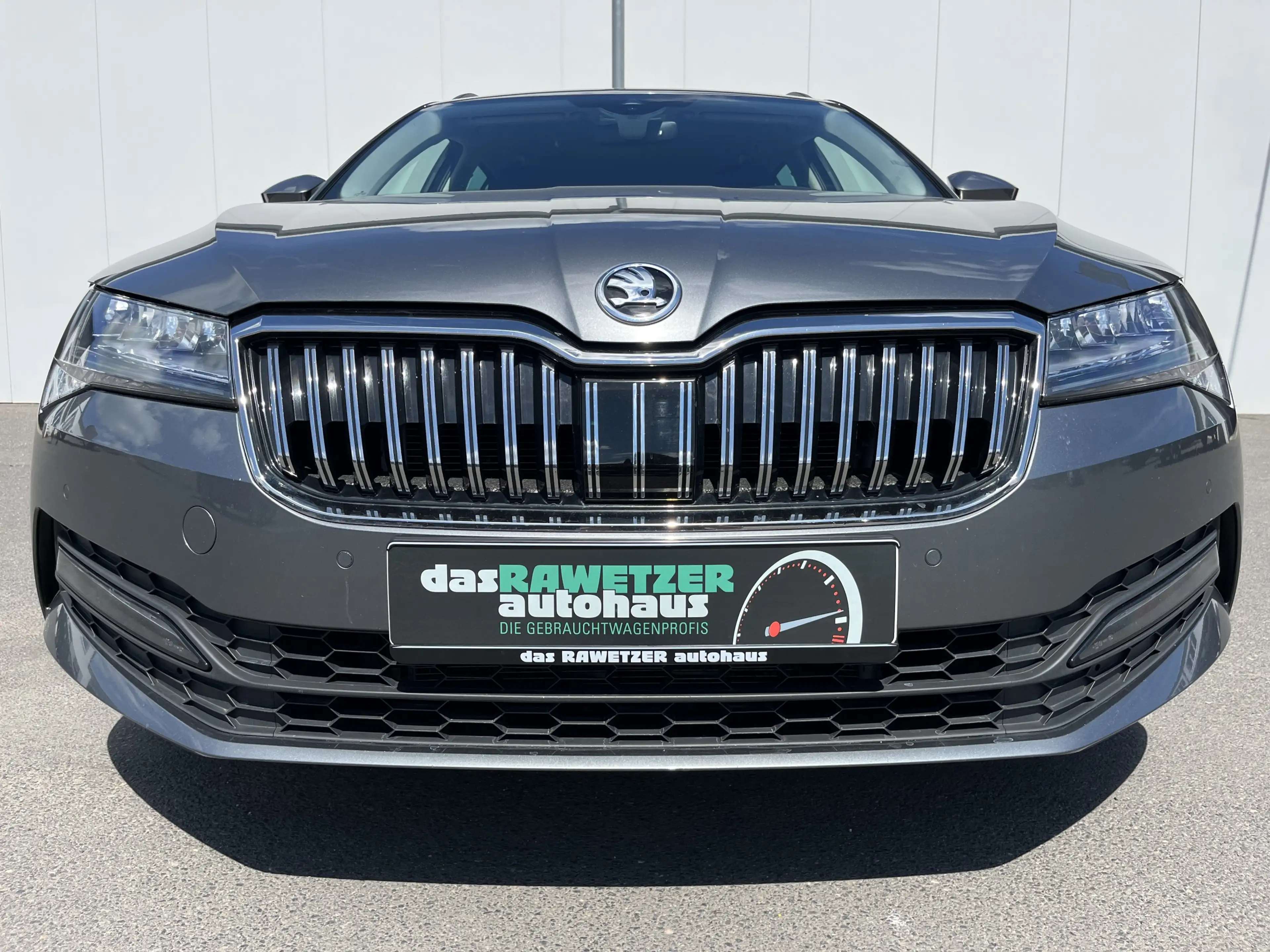 Skoda Superb Combi 2.0 TDI DSG Ambition 125€ m.20% Anz. STHZ — photo 3