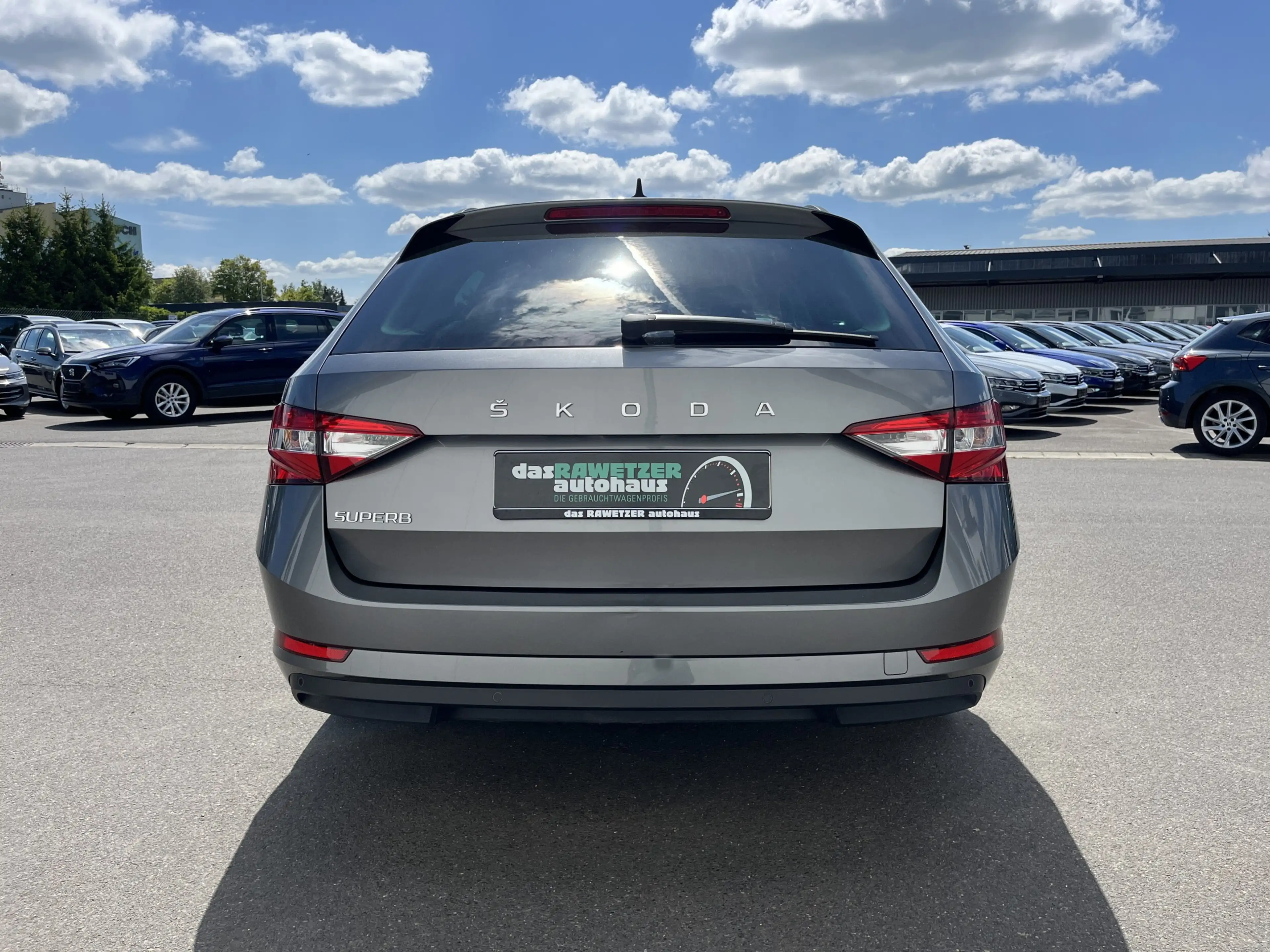 Skoda Superb Combi 2.0 TDI DSG Ambition 125€ m.20% Anz. STHZ — photo 7