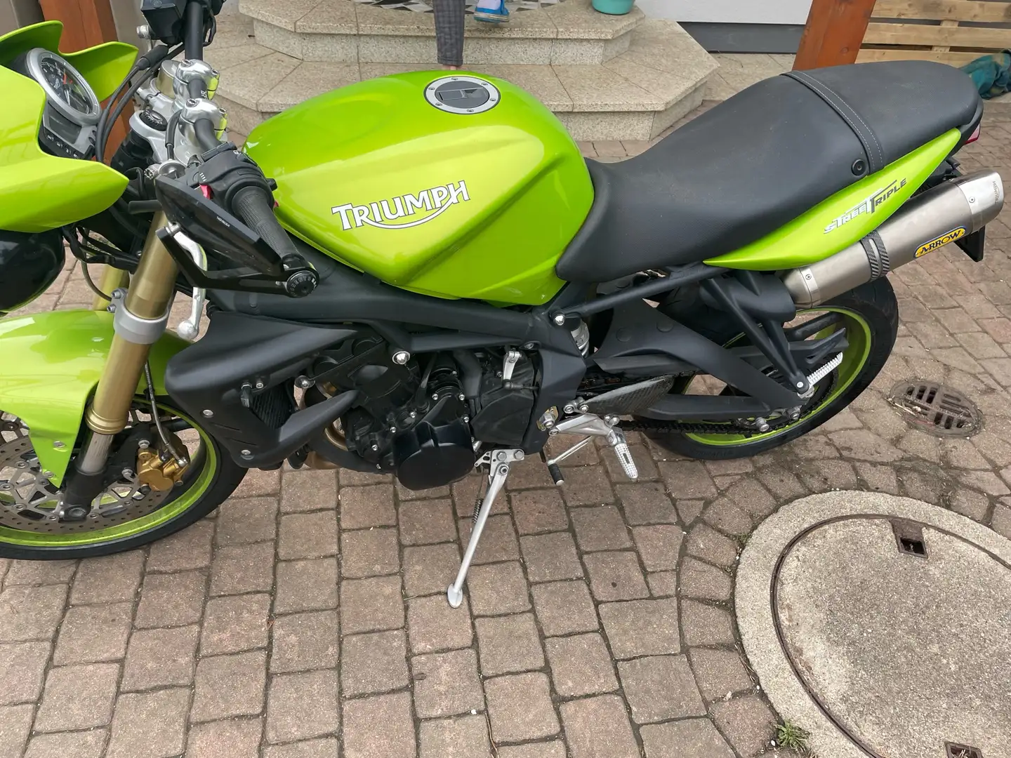 Triumph Street Triple 675 Verde - 2