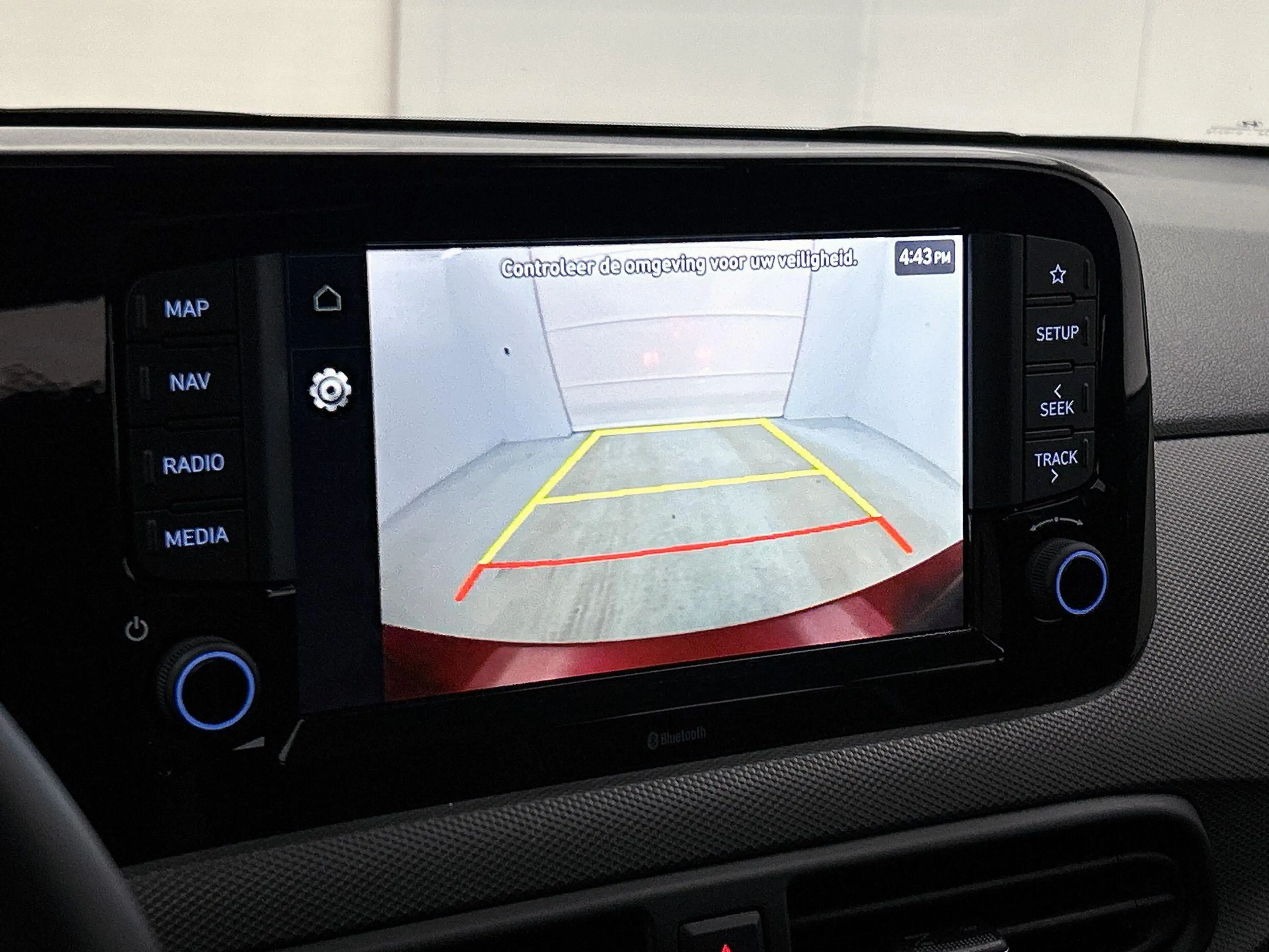 Hyundai i10 1.0i Aut. Comfort | 5-persoons | 1e-Eig. | Navi | — photo 11