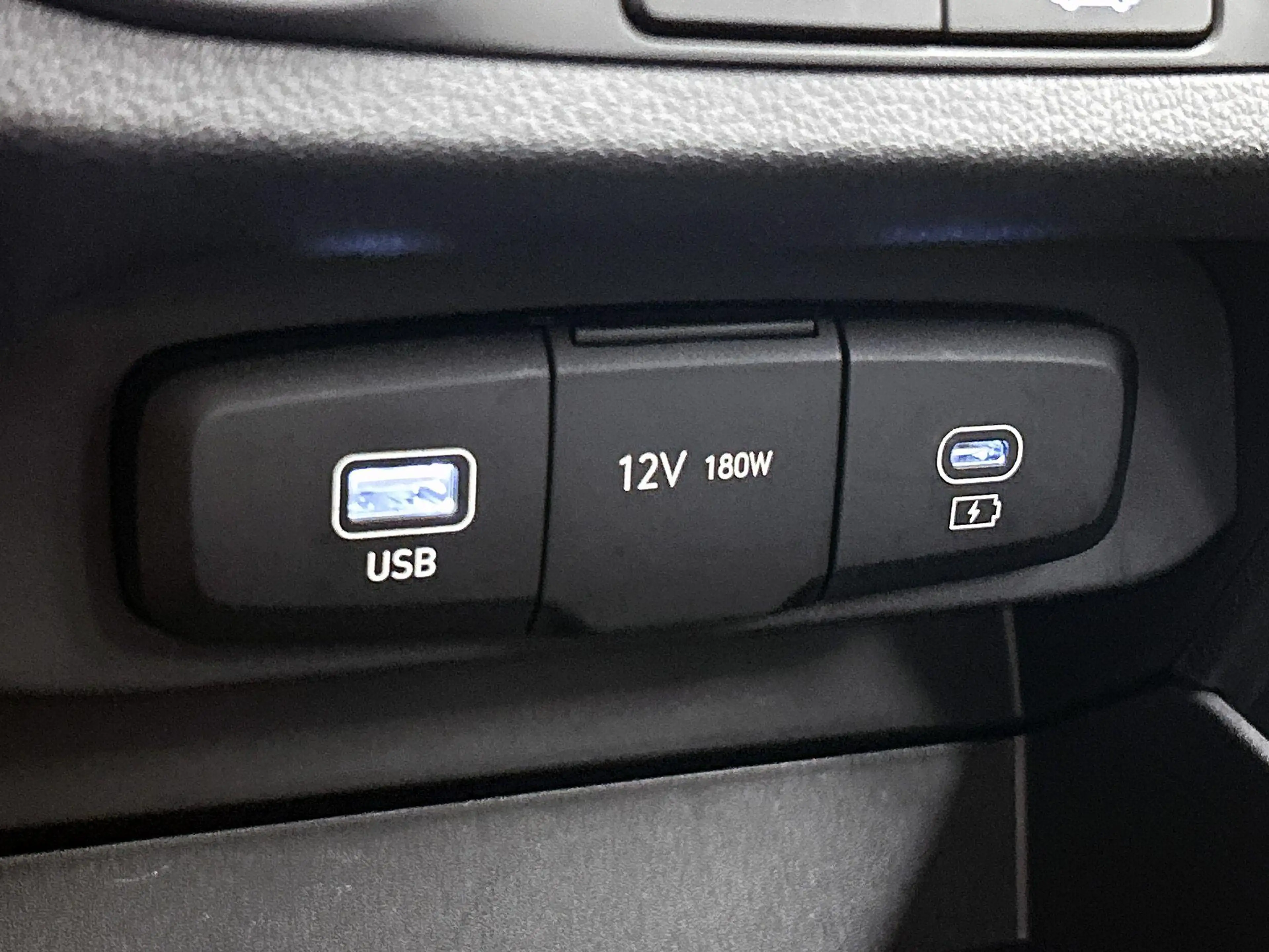 Hyundai i10 1.0i Aut. Comfort | 5-persoons | 1e-Eig. | Navi | — photo 10