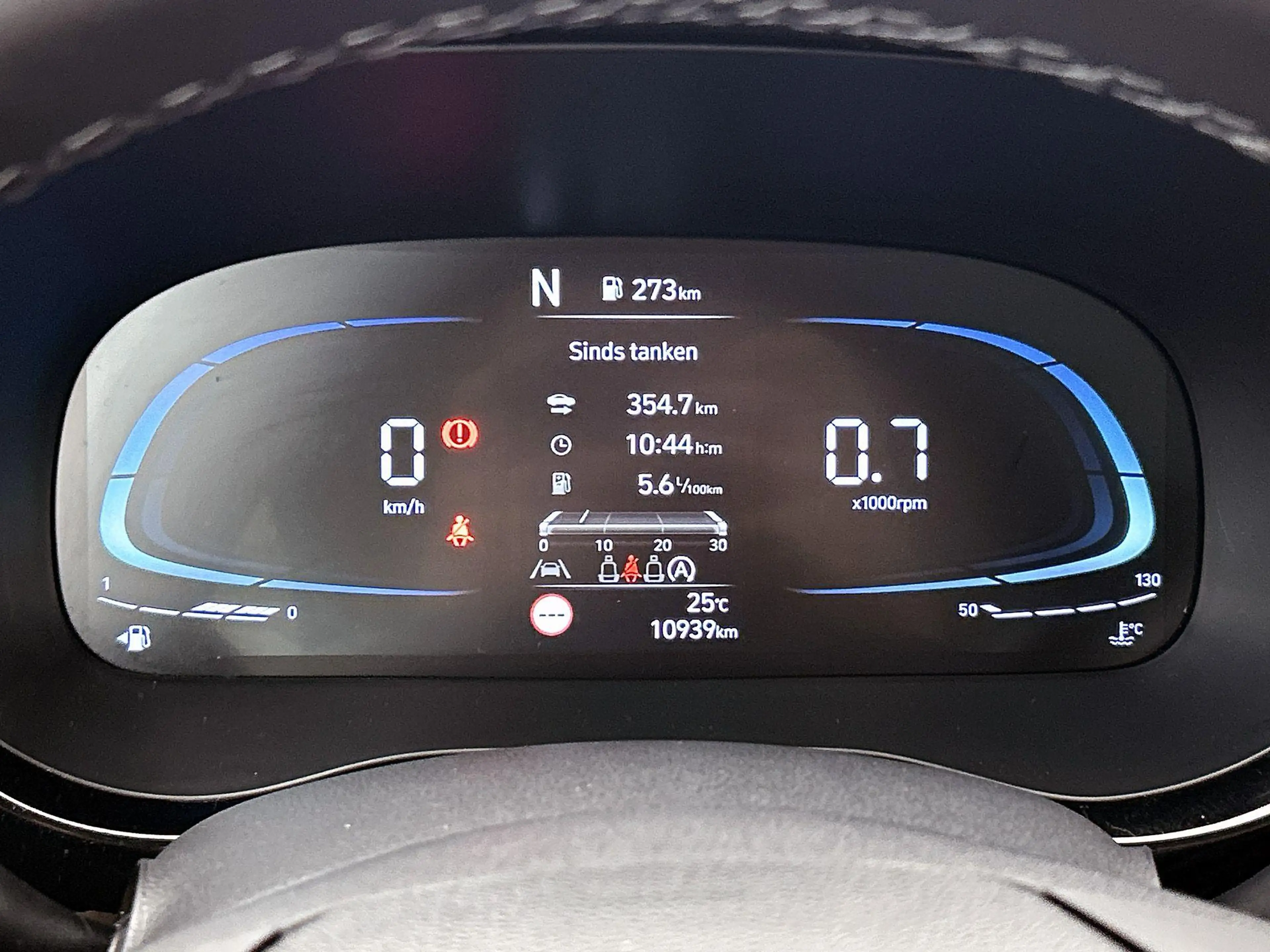 Hyundai i10 1.0i Aut. Comfort | 5-persoons | 1e-Eig. | Navi | — photo 9