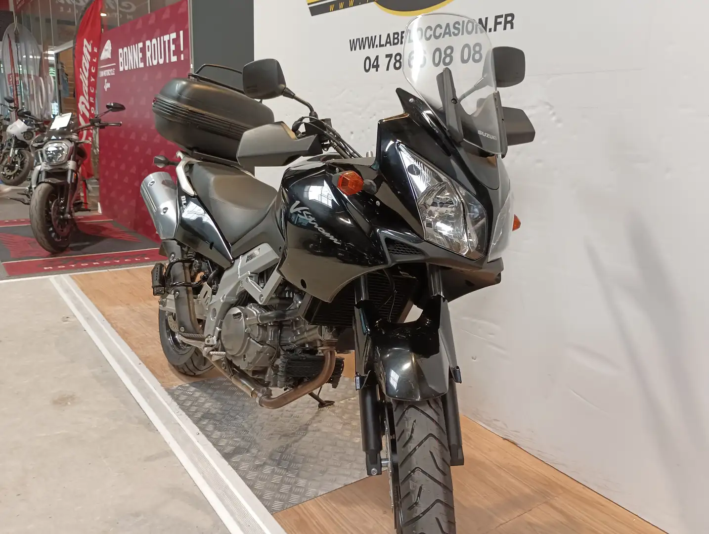 Suzuki Noir - 2