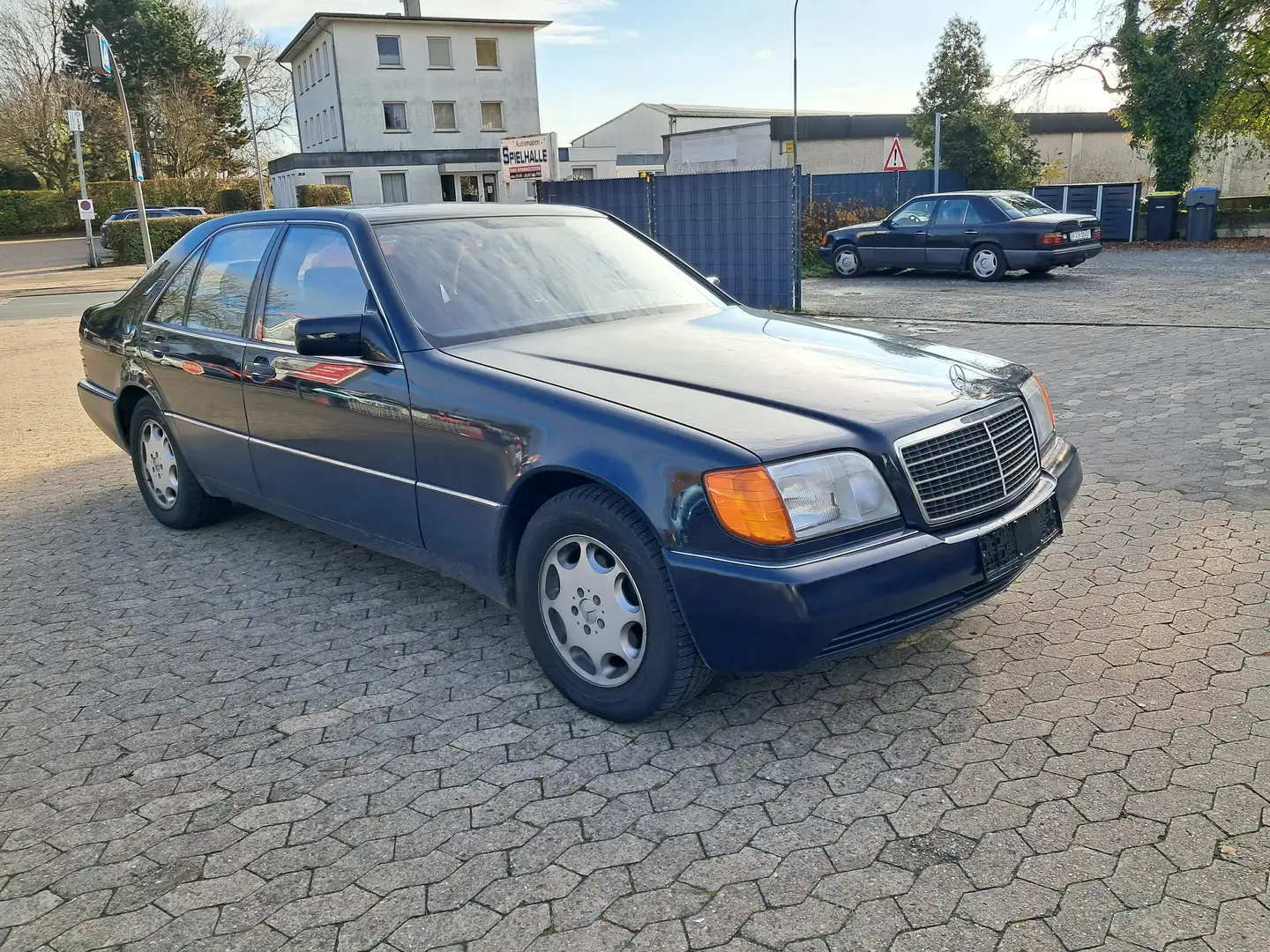Mercedes-Benz S 320 1.Hd+orig.165000Km+AHK+SSD H Kennzeichen Albastru - 1