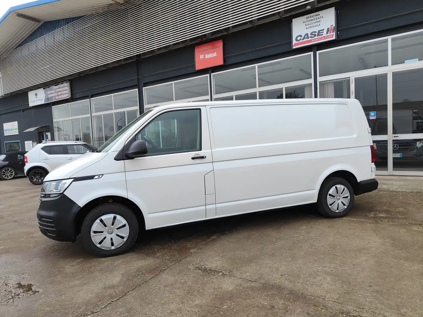 Volkswagen T6.1 Transporter 2 .0 TDI  150 CV 4motion Business  P.L. Bianco - 2