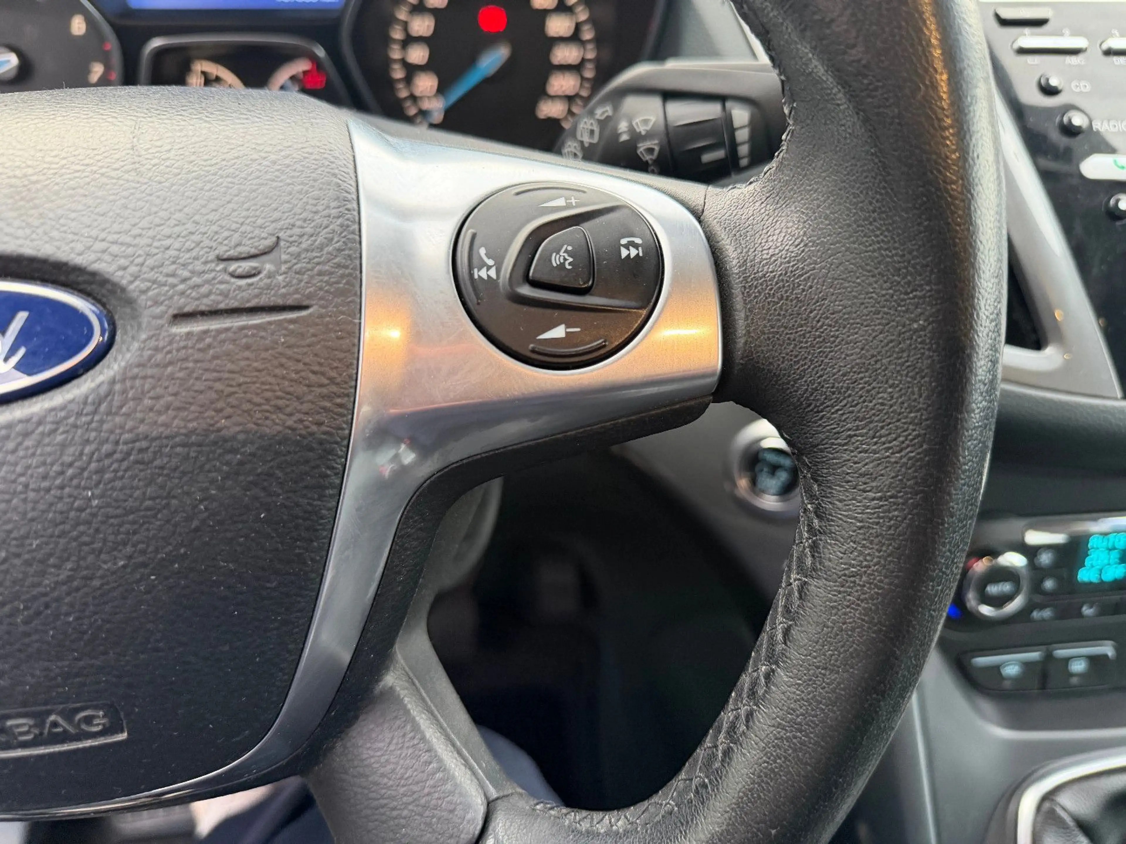 Ford C-Max Titanium/NAVI/GARANTIE/KAMERA/ALU/ — photo 13