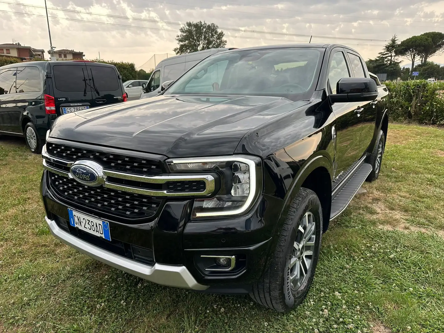 Ford Ranger Ranger Limited 2.0 ecoblue 205cv auto Noir - 1