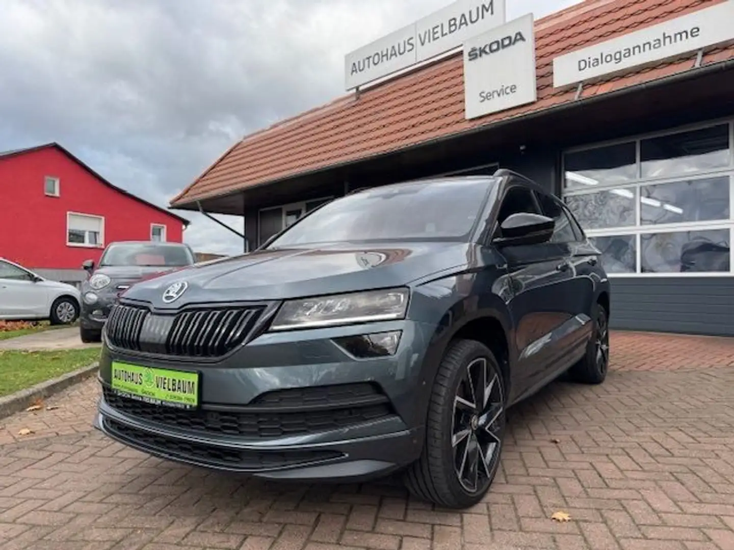 Skoda Karoq Sportline 1,5 TSI DSG 110kw/LED-Navi-ACC Grau - 1