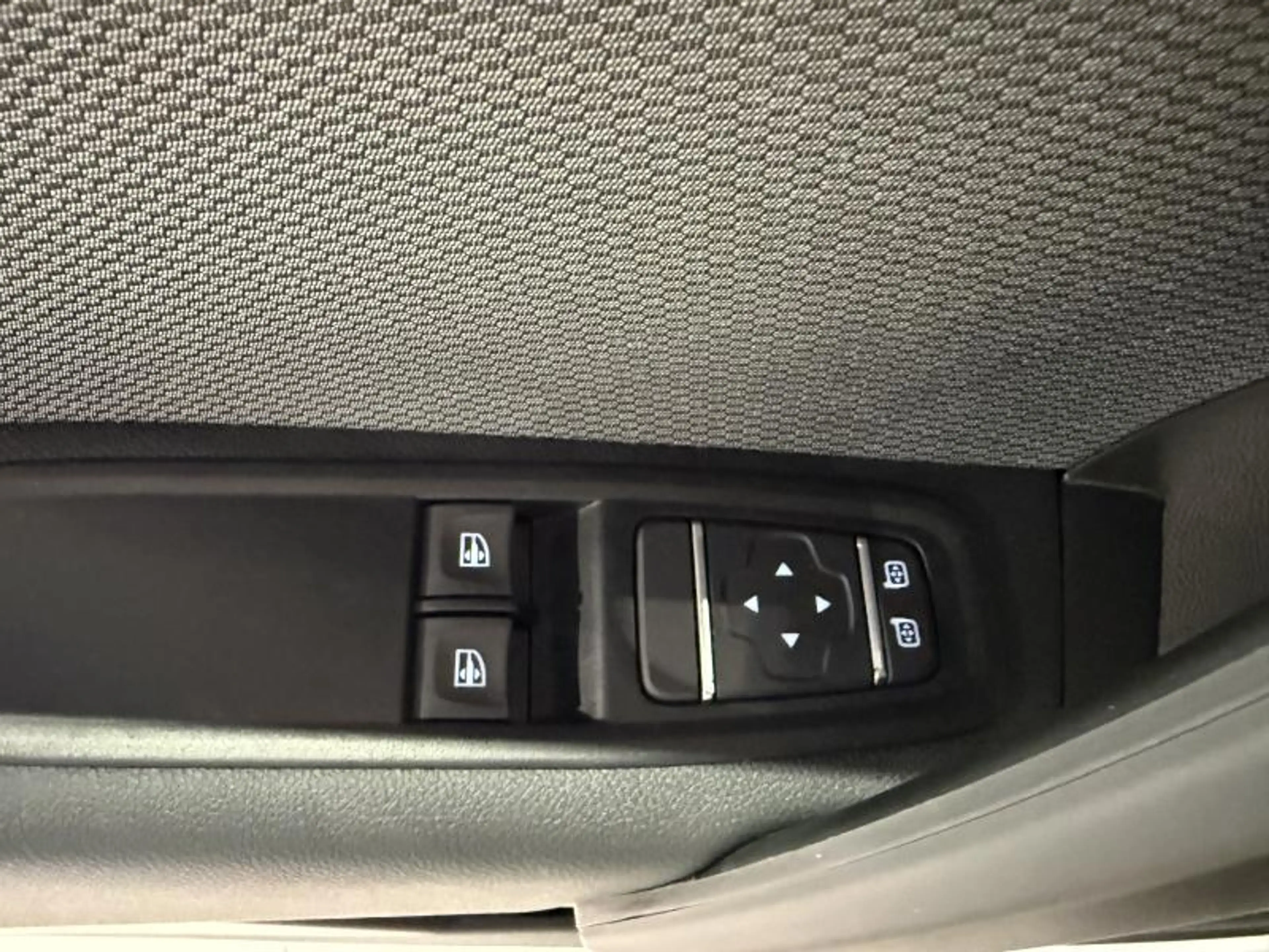 Renault Kangoo EQUILIBRE TCE 100 — photo 15