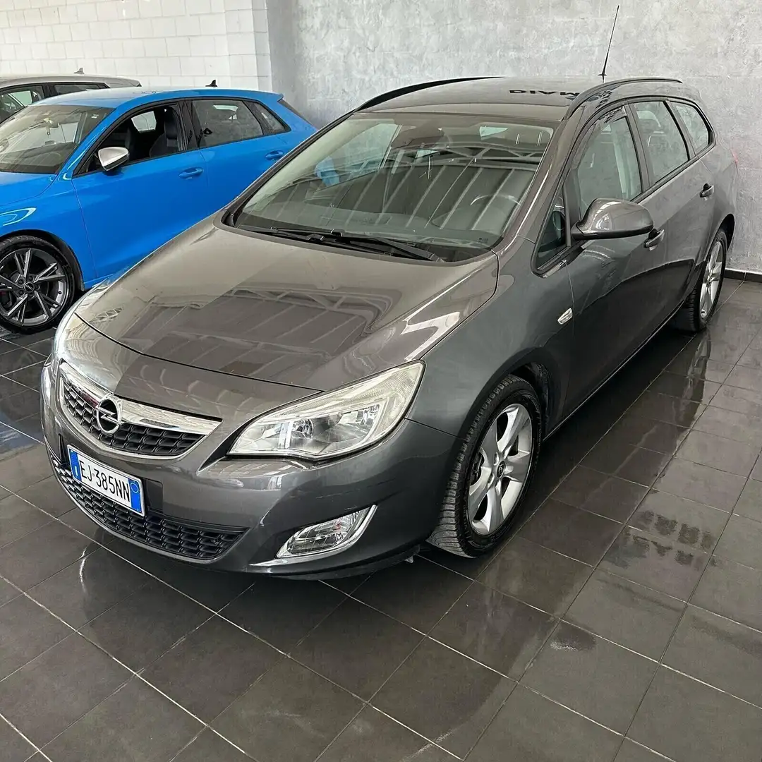 Opel Astra 1.7 CDTI 125CV 5 porte Cosmo Grigio - 2