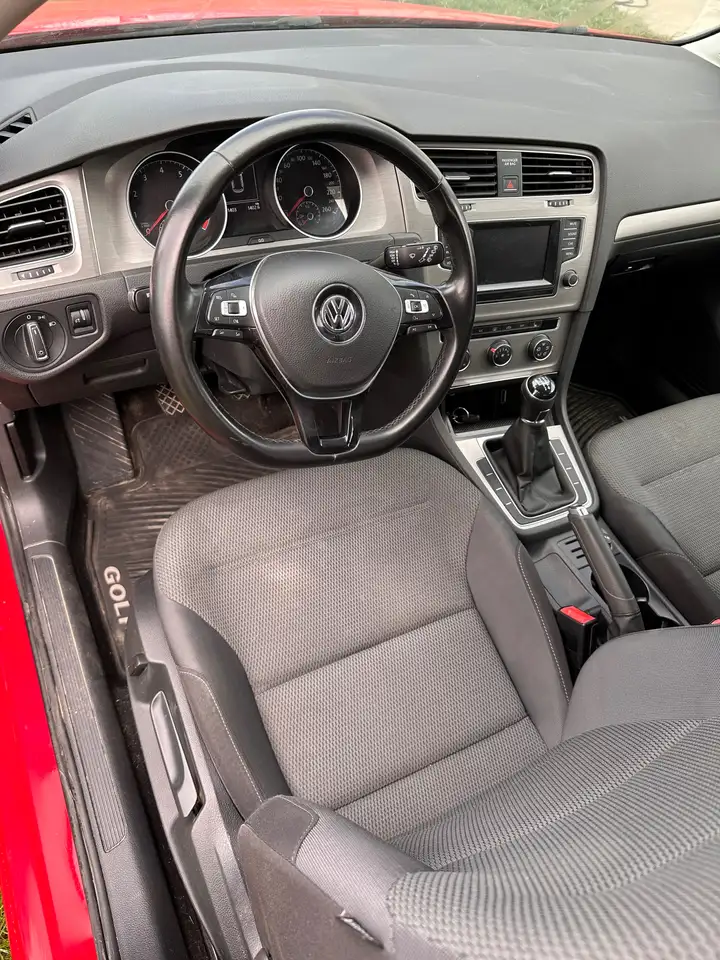 Volkswagen Golf снимка Volkswagen Golf