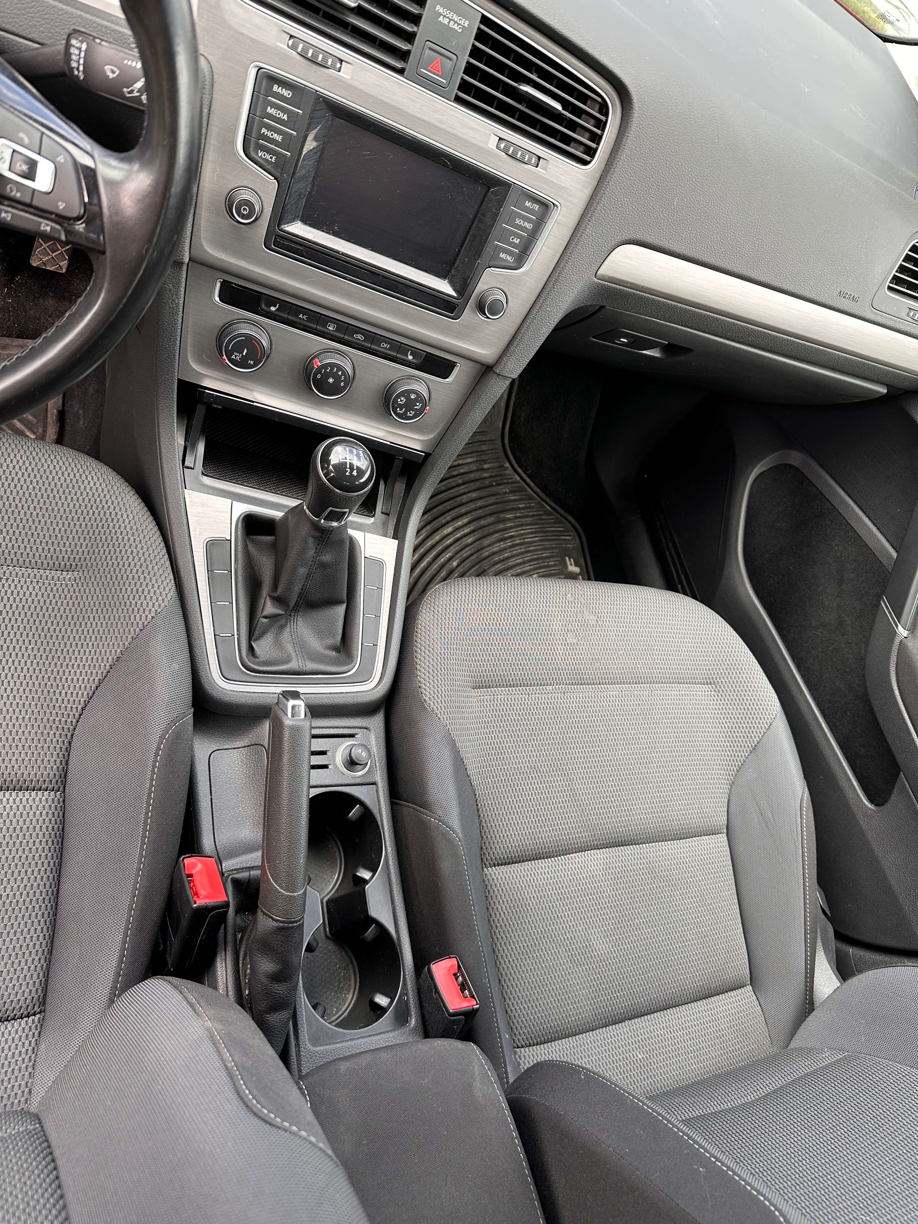 2015 Volkswagen Golf Comfortline thumb 7