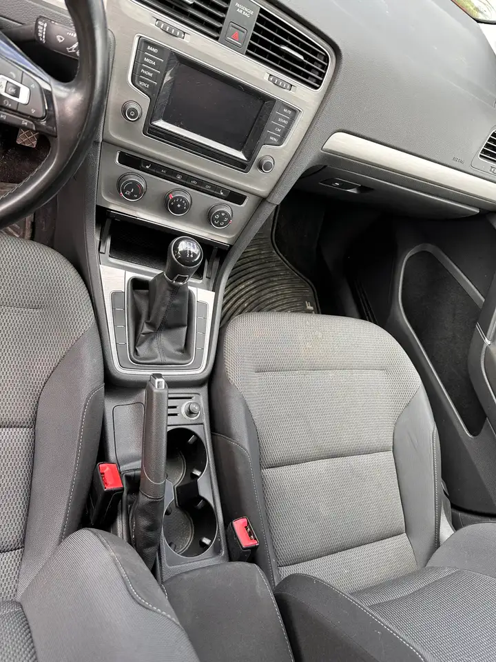 Volkswagen Golf снимка Volkswagen Golf