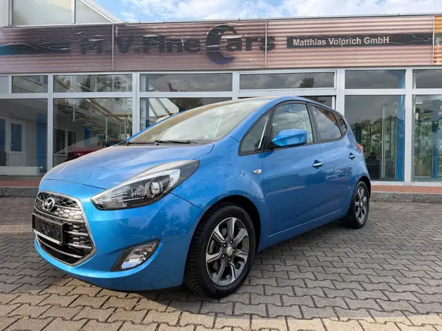Hyundai iX20 blue Trend