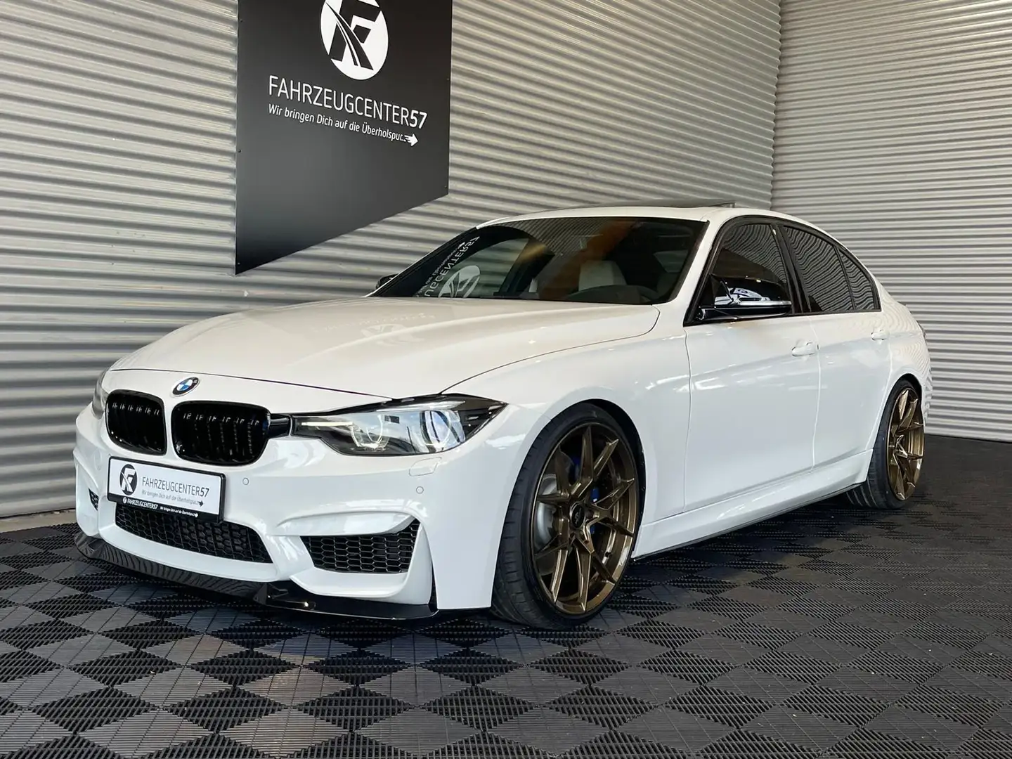 BMW 335 i M3 OPTIK/OLED/H&K/RÜCKFAHRKAMERA/PDC Bianco - 2
