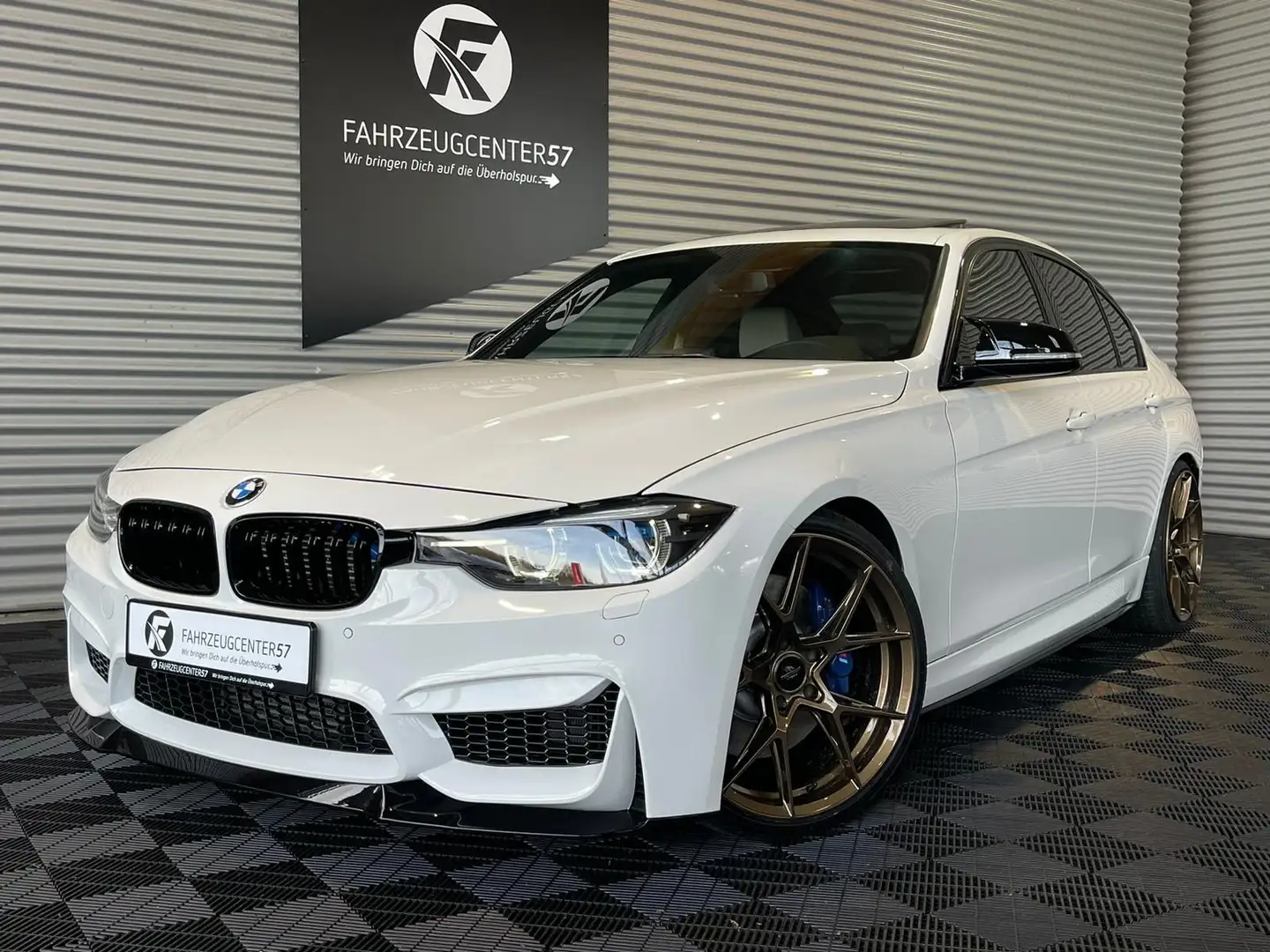 BMW 335 i M3 OPTIK/OLED/H&K/RÜCKFAHRKAMERA/PDC Bianco - 1