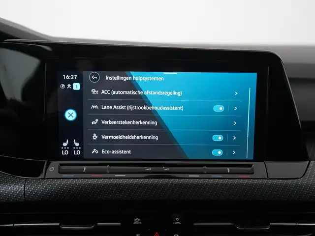 Volkswagen Golf view 19