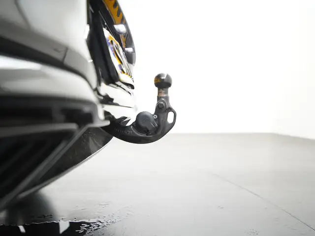 Volkswagen Golf view 29