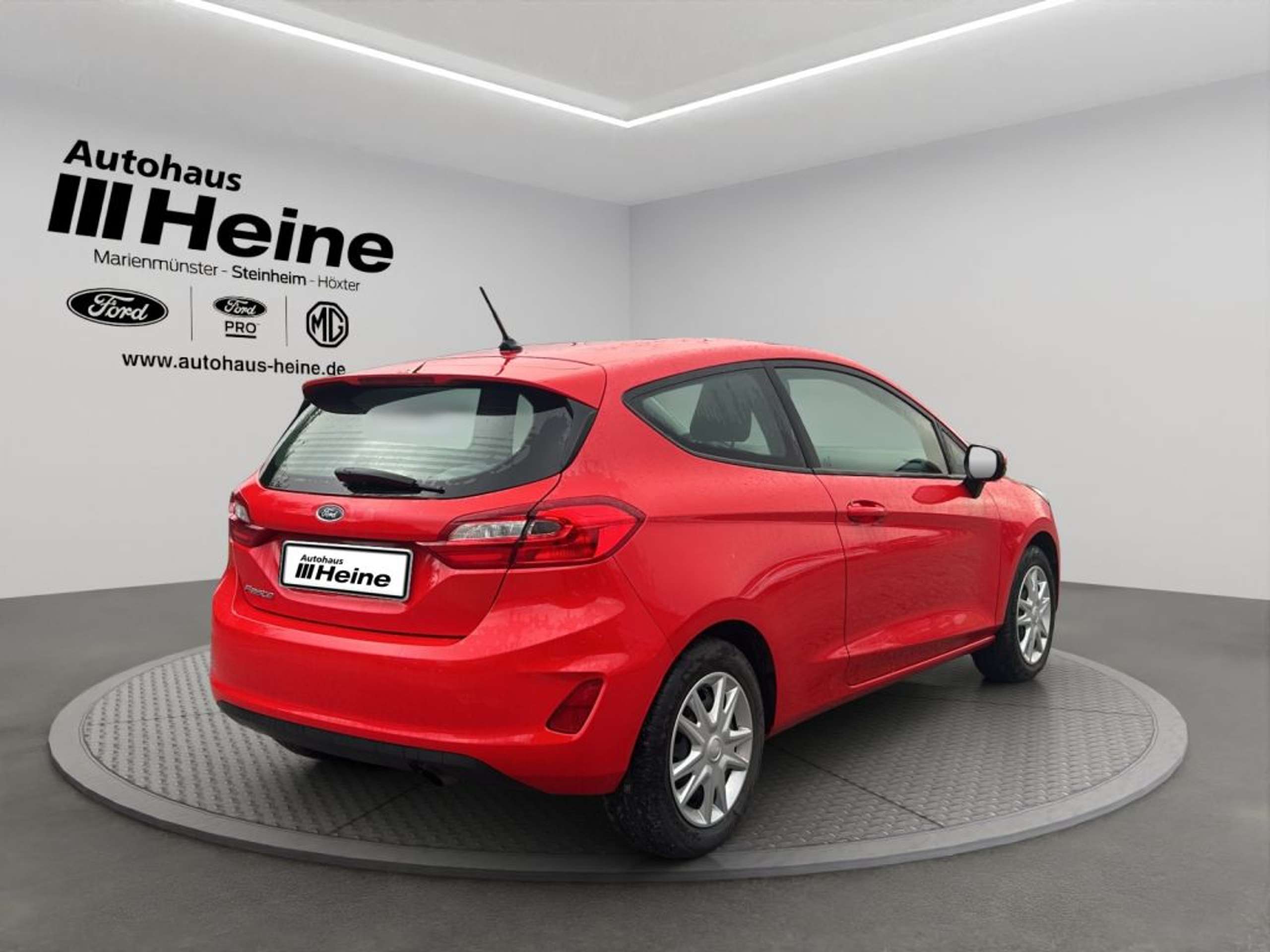 Fahrzeugabbildung Ford Fiesta 1.1 S&S TREND *KLIMA+AUDIOSYSTEM* - mit KI generiert/bearbeitet