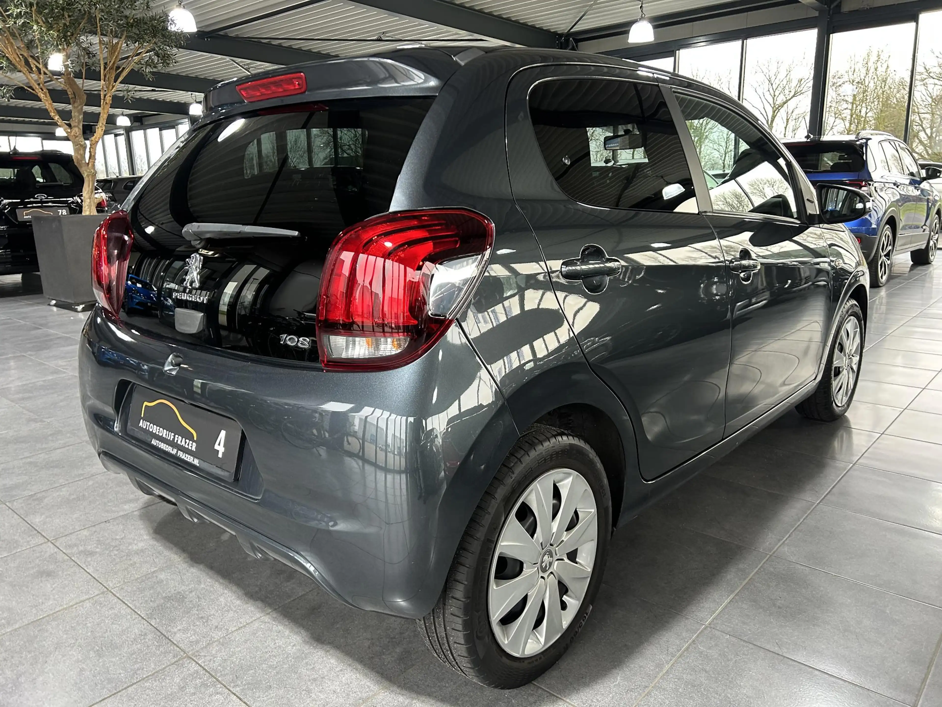 Peugeot 108 1.0 e-VTi Active TOP CABRIO! — photo 13