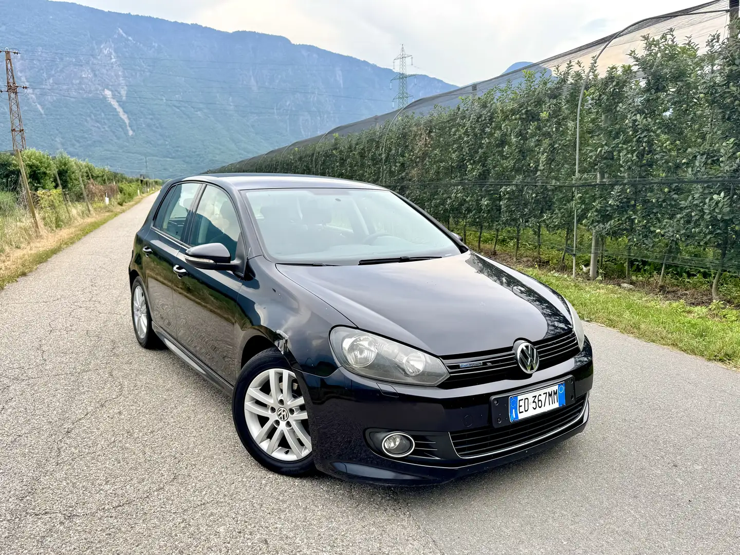 Volkswagen Golf 5p 1.6 tdi Highline - 1