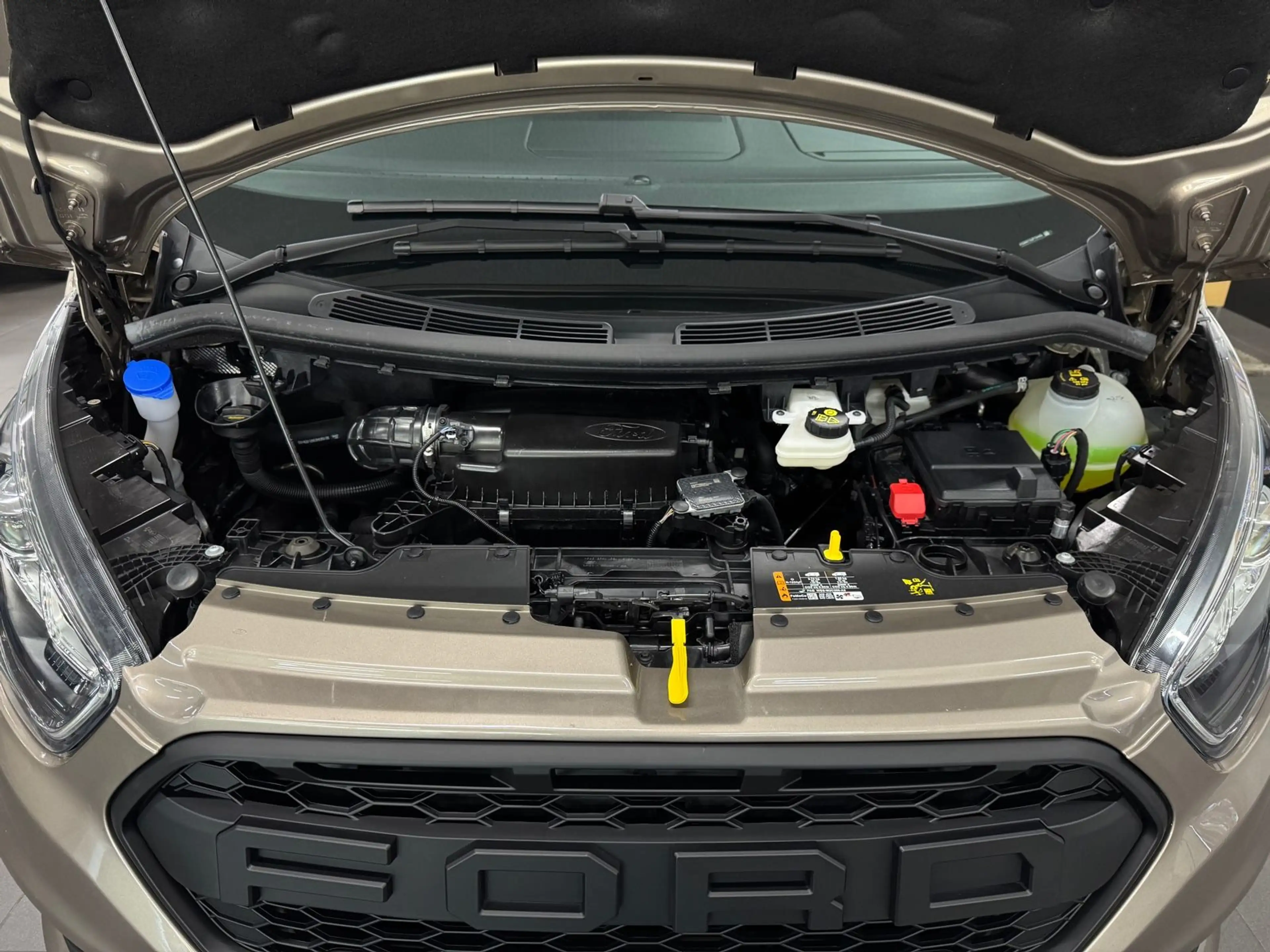 Ford Tourneo Custom Sport L1 Aut. KAMERA/CARPLAY/TOP! — photo 8