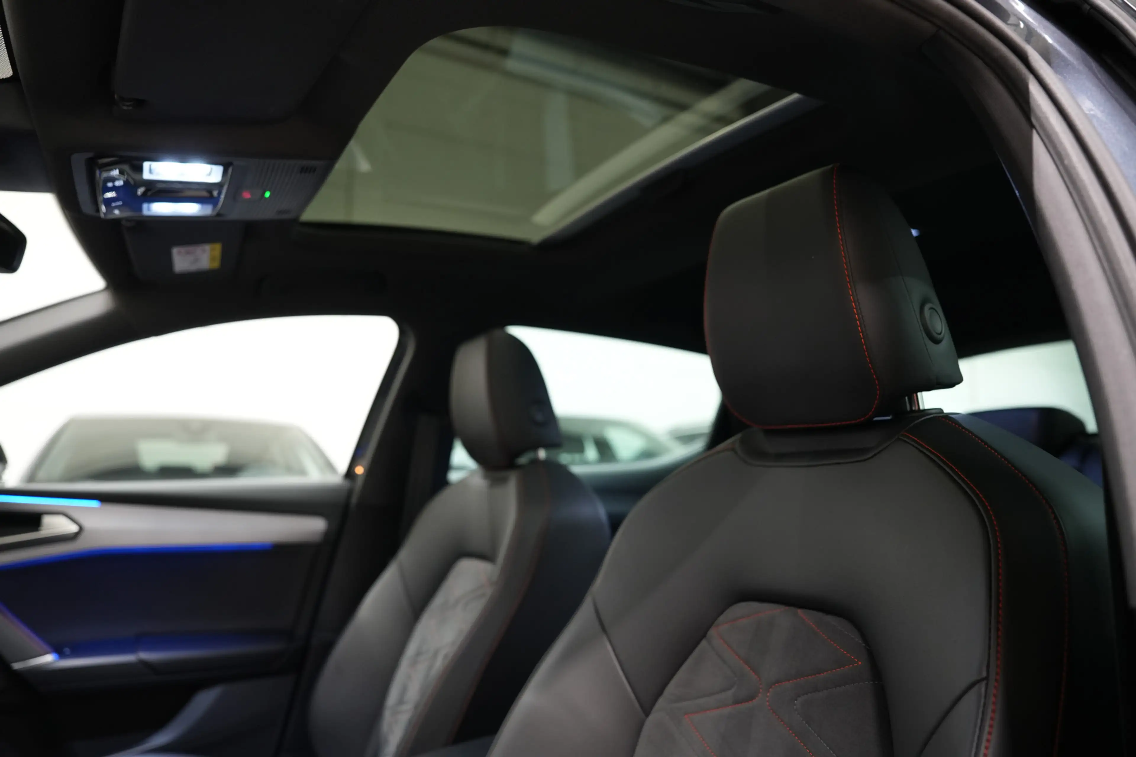 SEAT Leon 1.4 TSI eHybrid PHEV FR 204PK * SoH 96% - Pano - M — photo 15