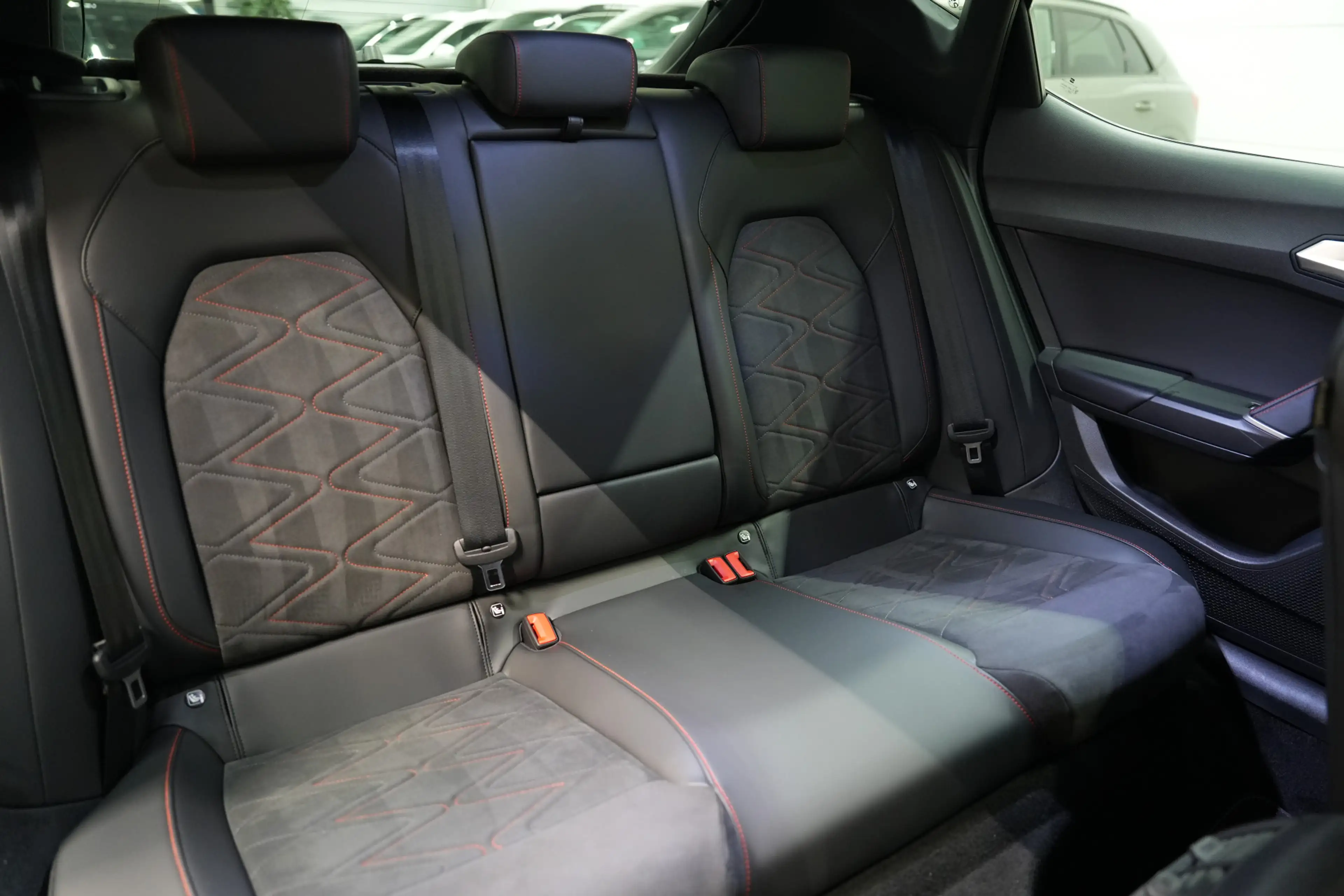 SEAT Leon 1.4 TSI eHybrid PHEV FR 204PK * SoH 96% - Pano - M — photo 22