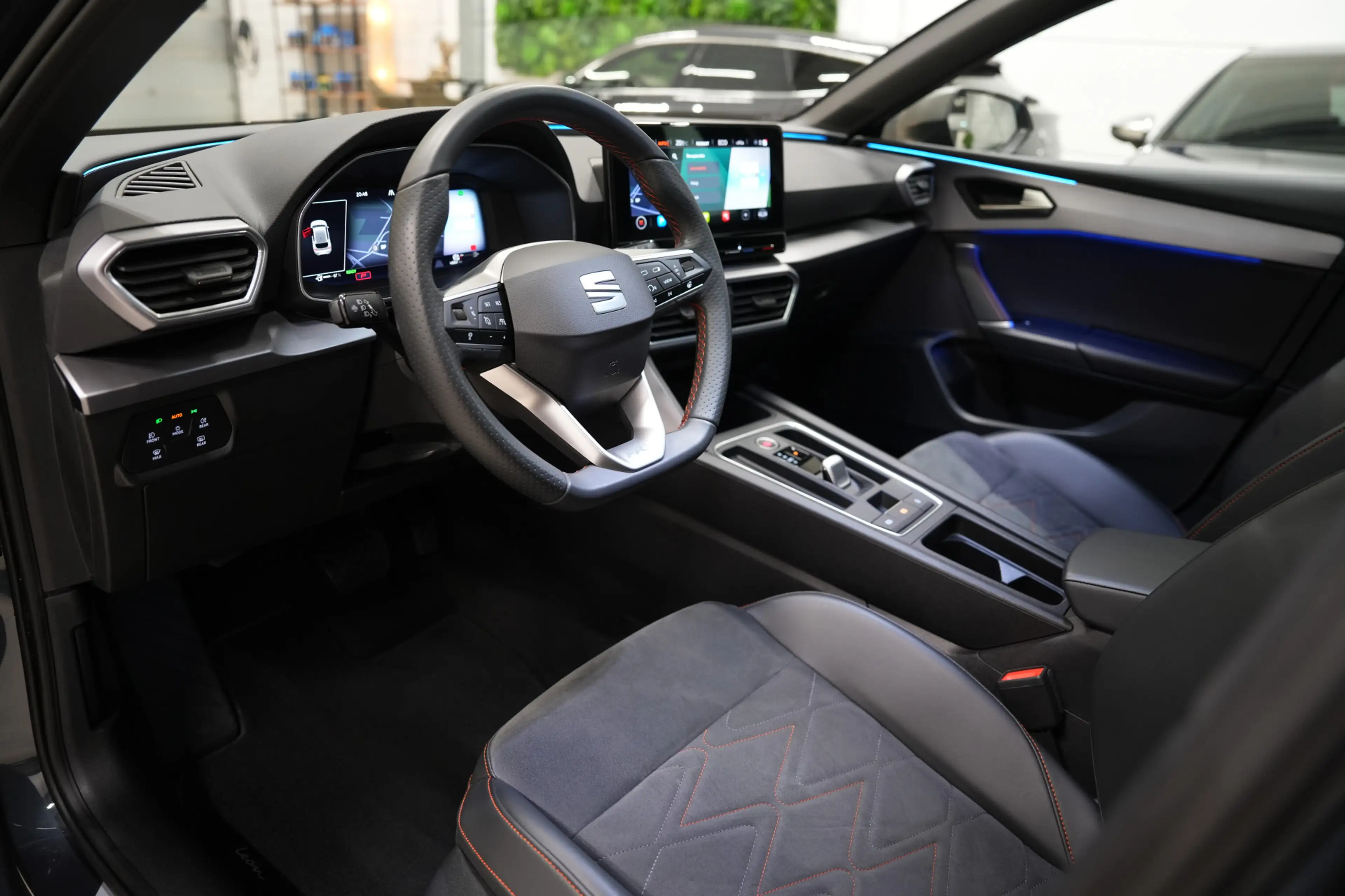 SEAT Leon 1.4 TSI eHybrid PHEV FR 204PK * SoH 96% - Pano - M — photo 12