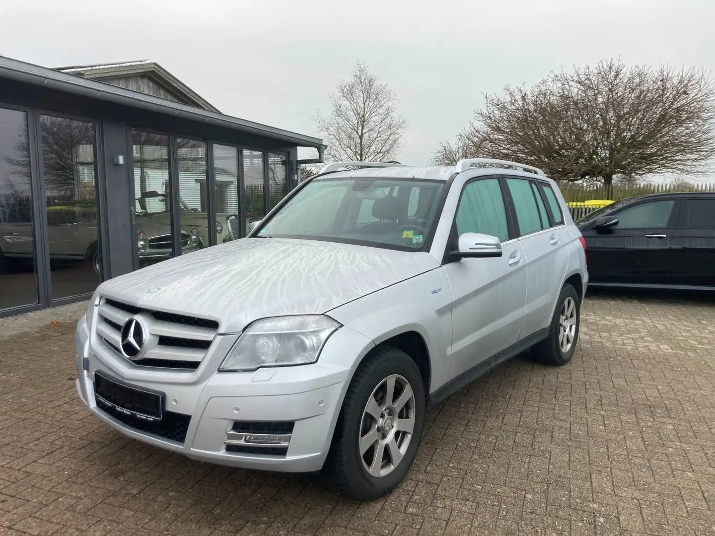 Mercedes-Benz GLK 220 CDI Autom BlueEfficiency Xenon Navi 1.Hd Silber - 1