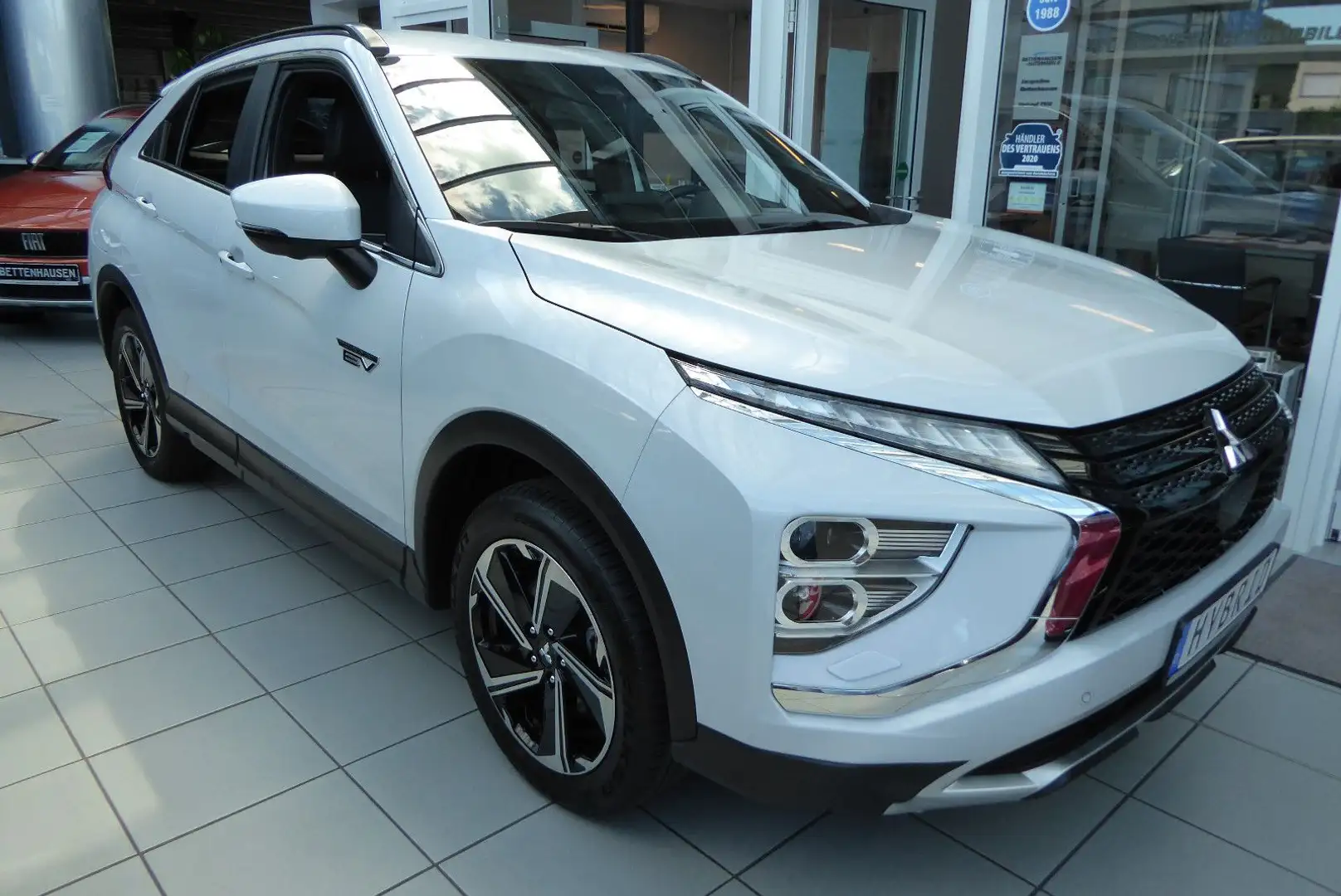 Mitsubishi Eclipse Cross Hybrid 4WD Automtatik HUD Weiß - 2