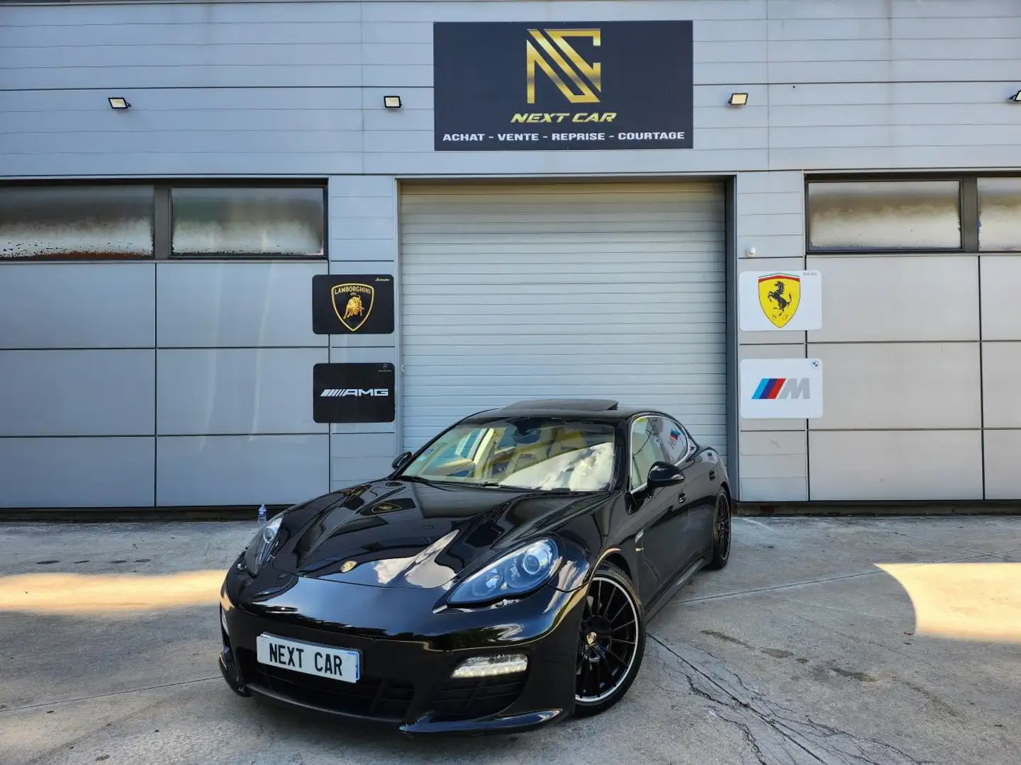 Porsche Panamera 4s 4.8 v8 400 pack GTS Noir - 1
